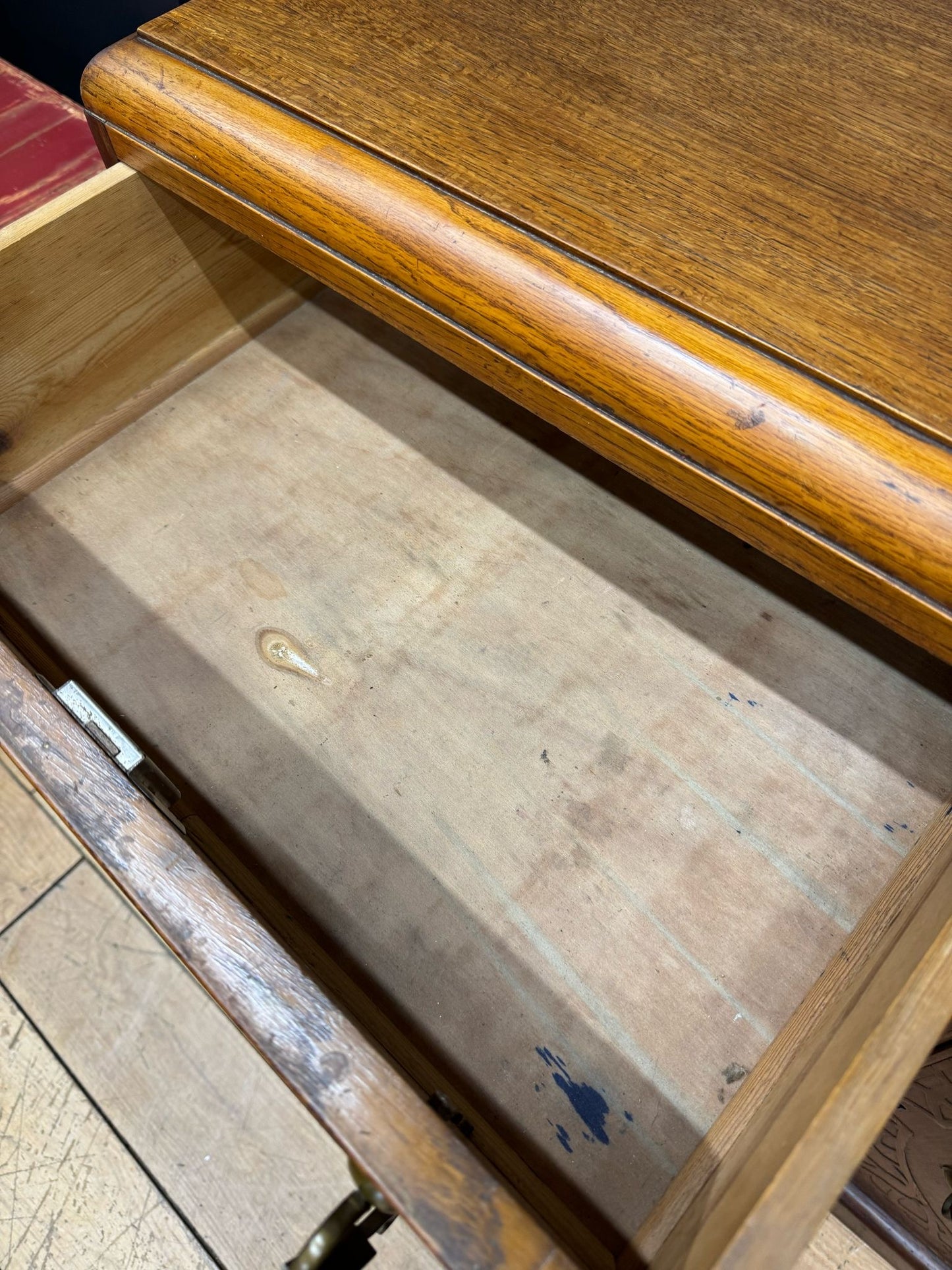 Antique Vintage Oak Sideboard / Drawer Cabinet / Buffet Server / Drinks Cabinet