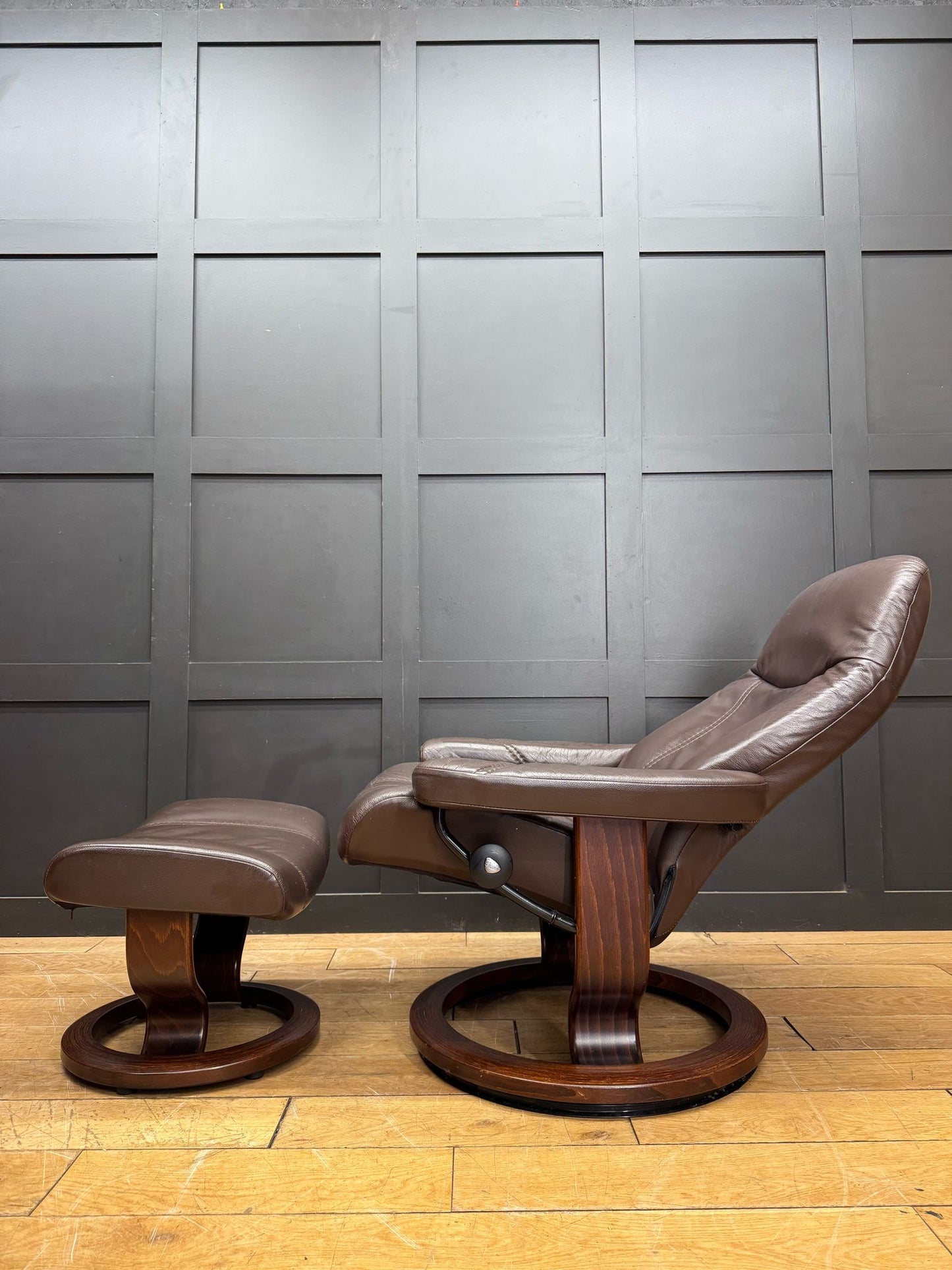 Preloved Ekornes Stressless Brown Leather Reclining Armchair Matching Footstool
