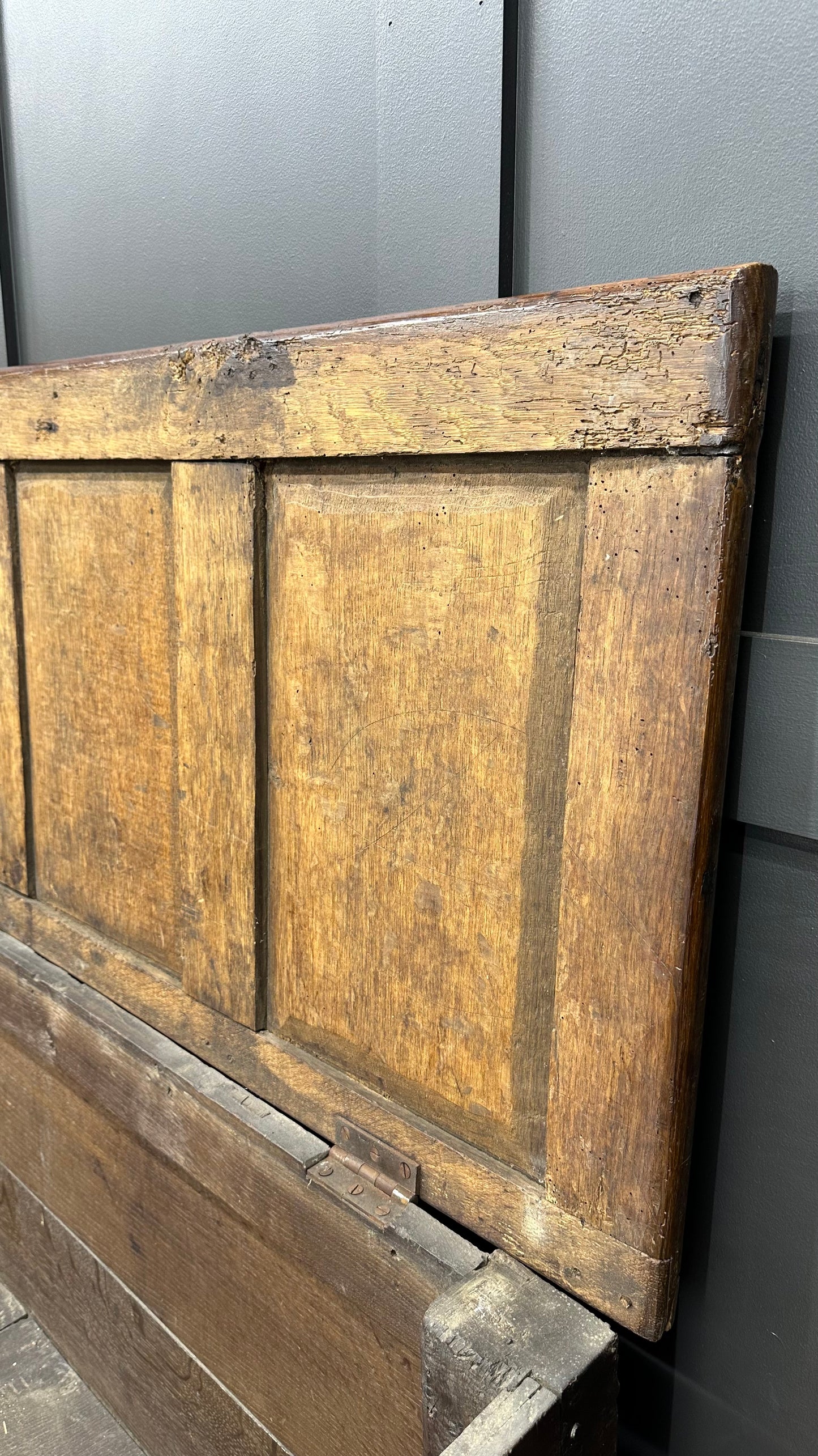 Antique Large Solid Oak Coffer / TV Stand / Antique Mule Chest/  Georgian Chest