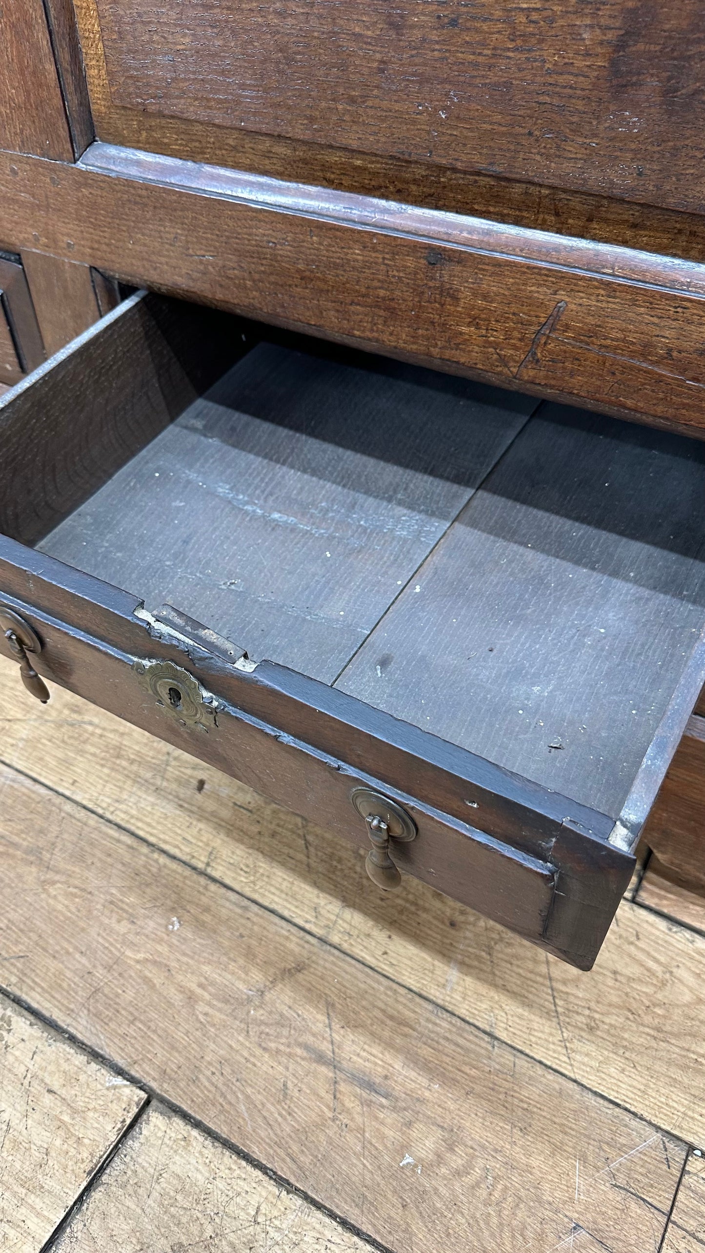 Antique Large Solid Oak Coffer / TV Stand / Antique Mule Chest/  Georgian Chest