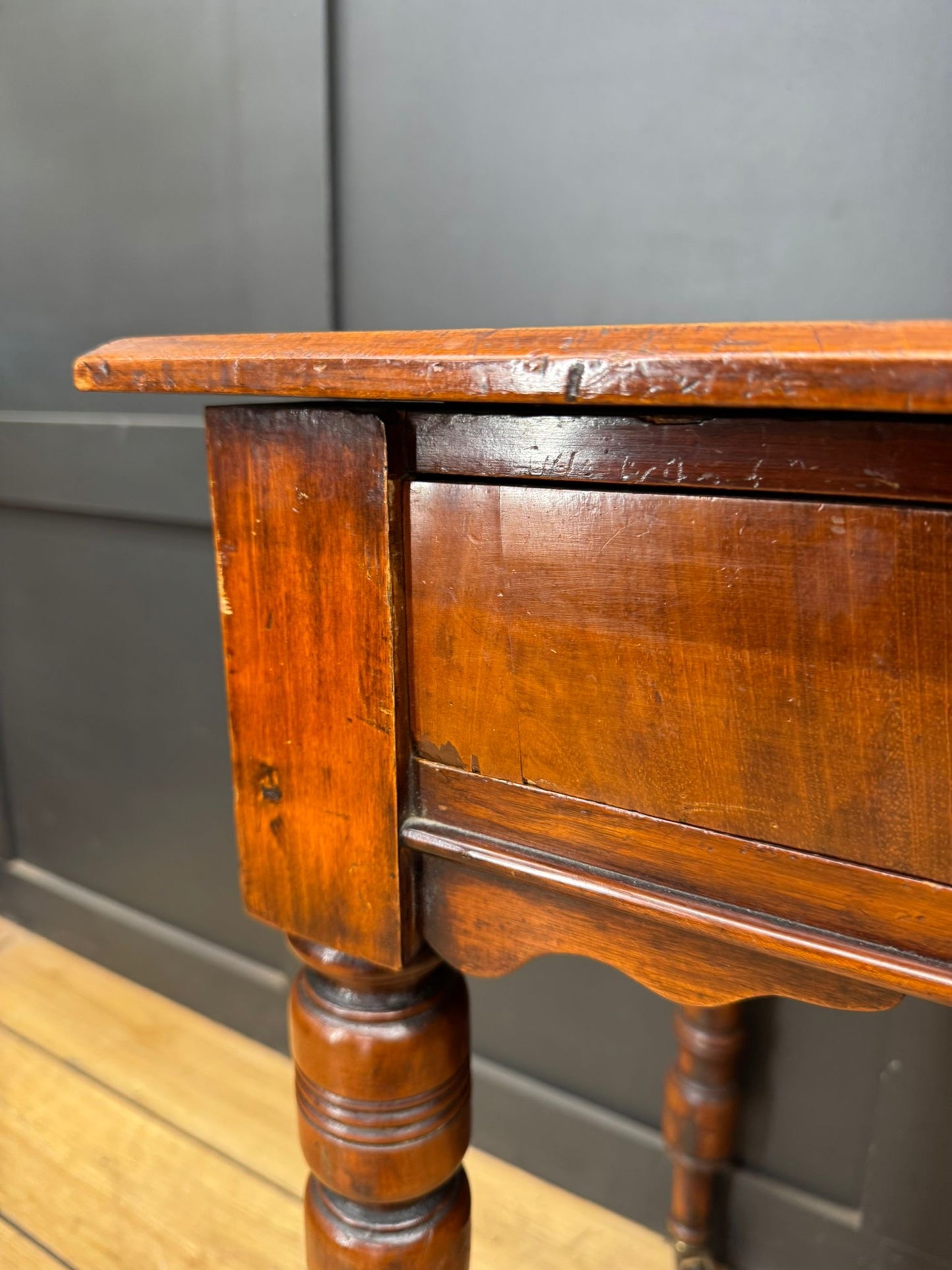 Antique Walnut Side Table Lamp Table Console Occasional Hall Writing Desk