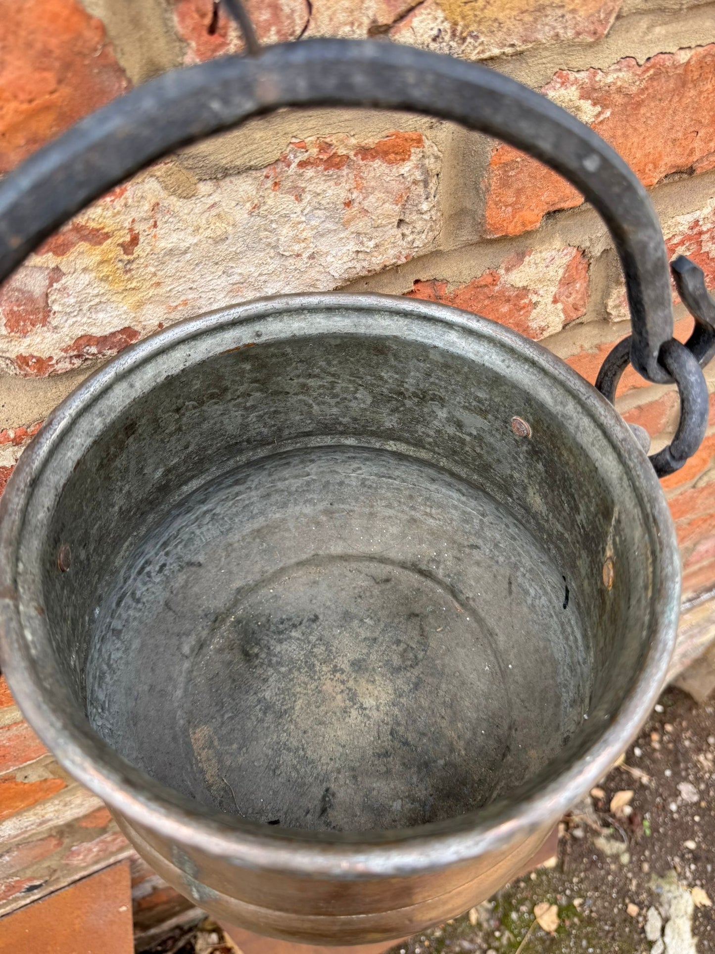 Antique Copper Cauldron Pot with Wrought Iron Handle – Rustic Garden Planter A