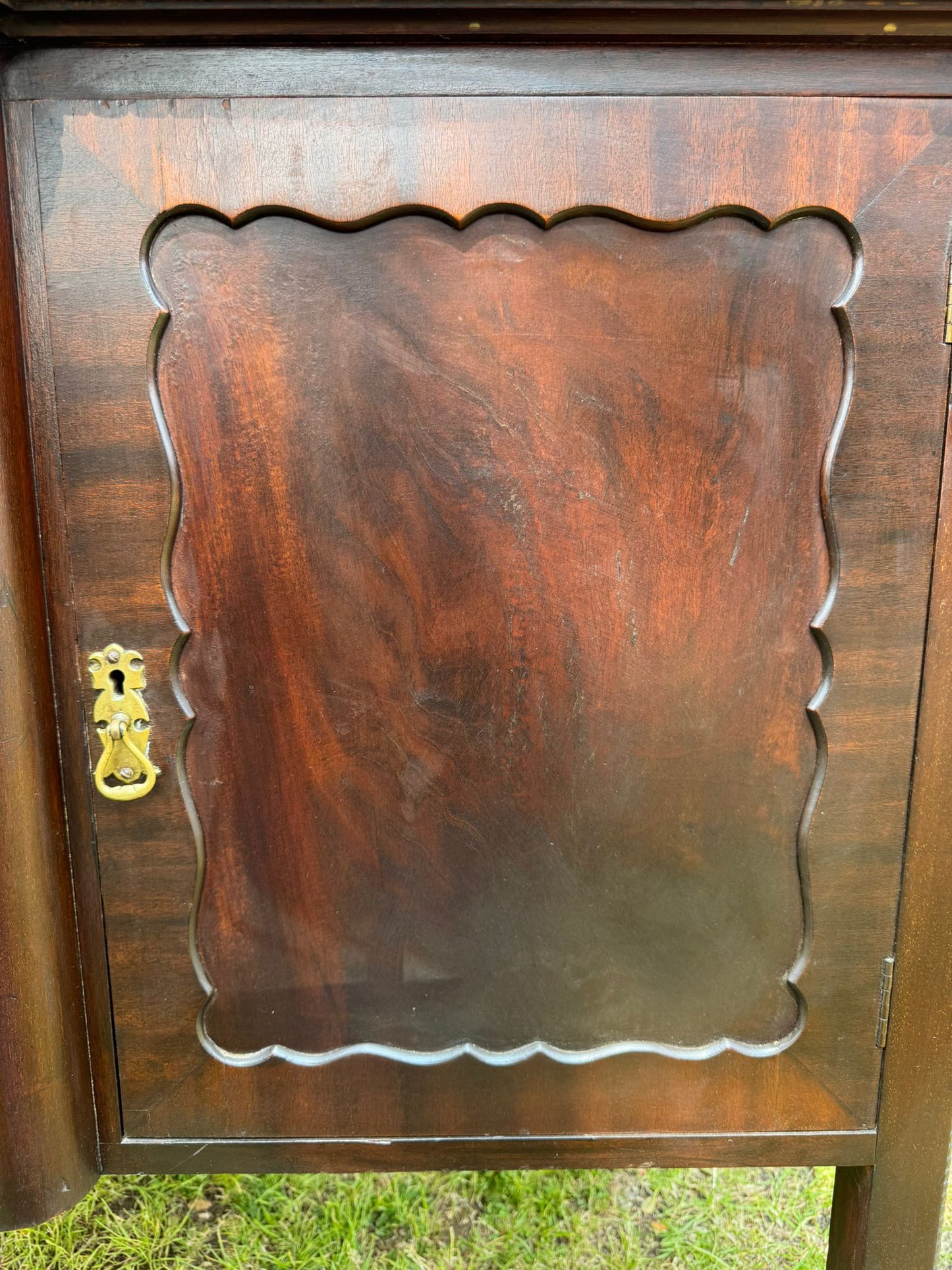 Antique Mahogany Sideboard – Buffet Server – 3 Drawer 2 Door Drinks Hall Cabinet