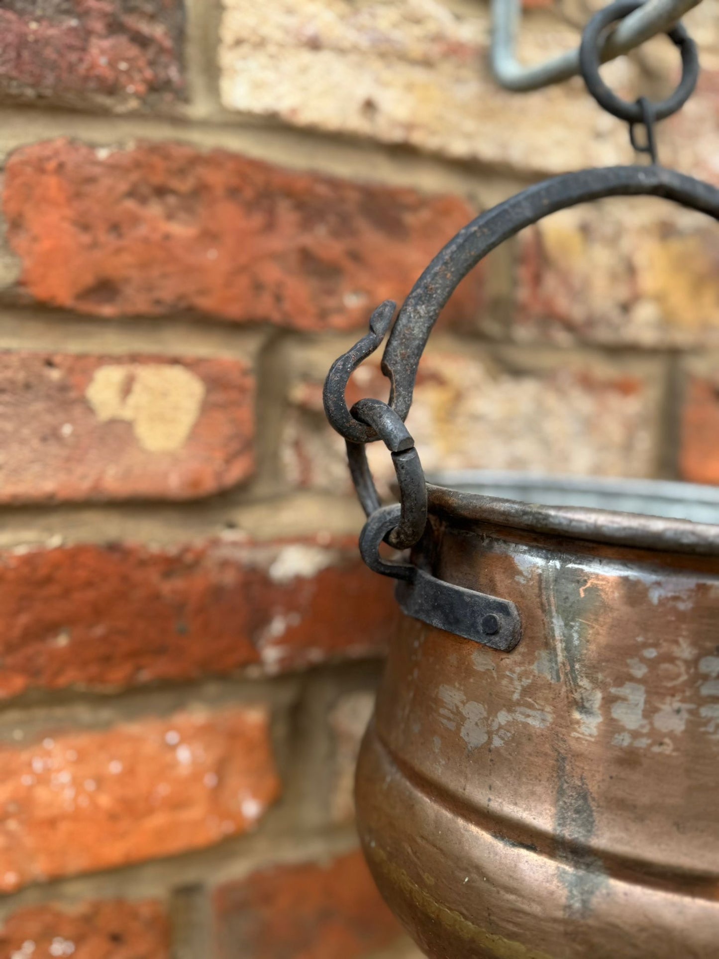 Antique Copper Cauldron Pot with Wrought Iron Handle – Rustic Garden Planter A