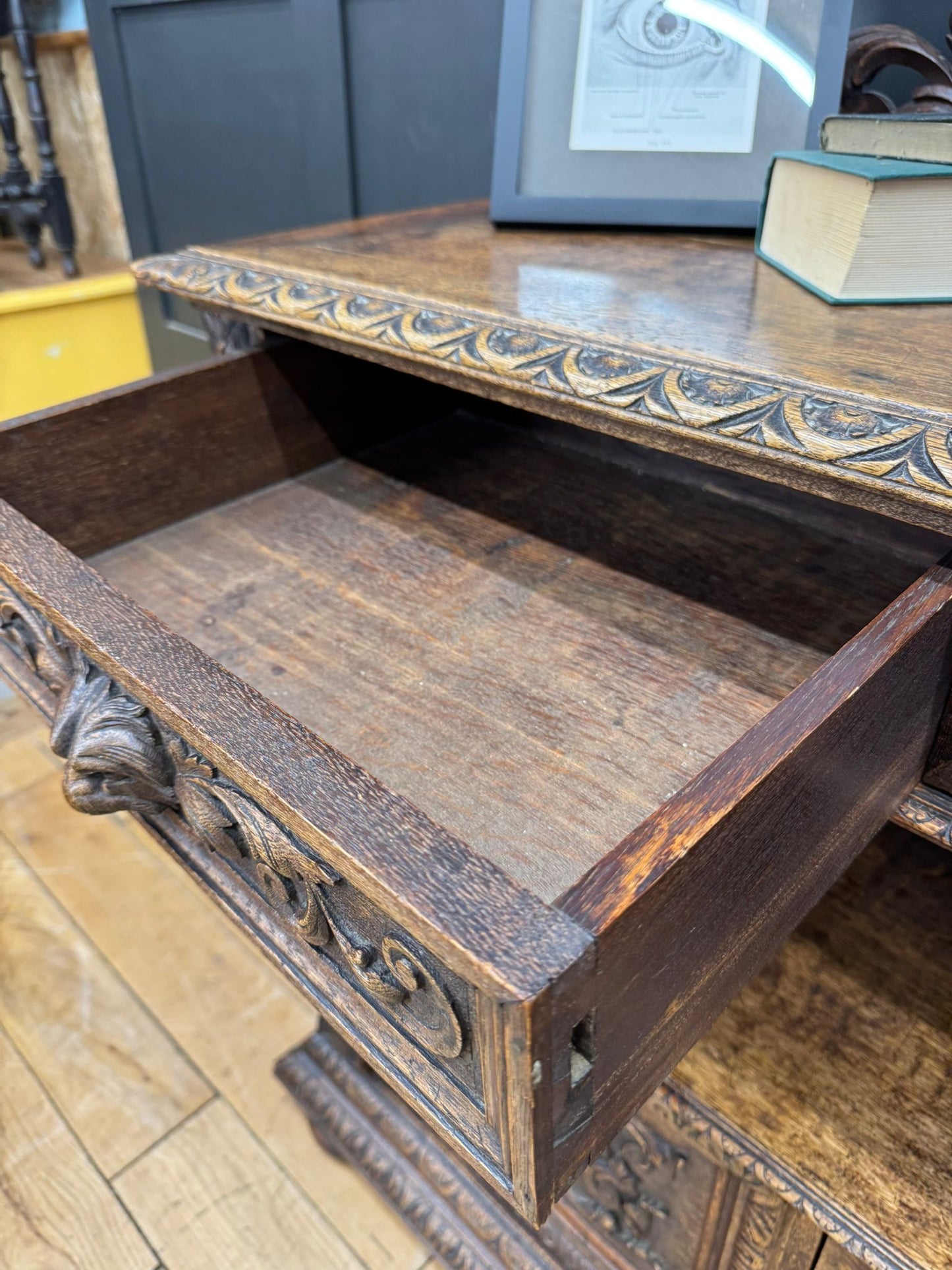Antique Victorian Carved Oak Sideboard Buffet – Green Man / Oak Cabinet