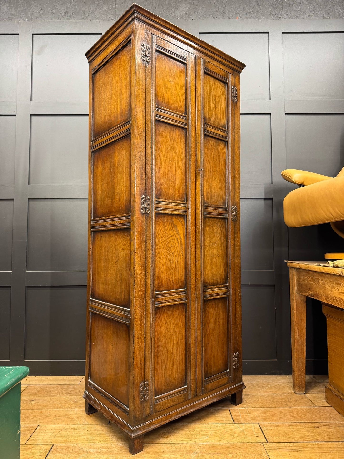 Antique Oak Two Door Wardrobe Cupboard / Hall Coat Cupboard Cabinet