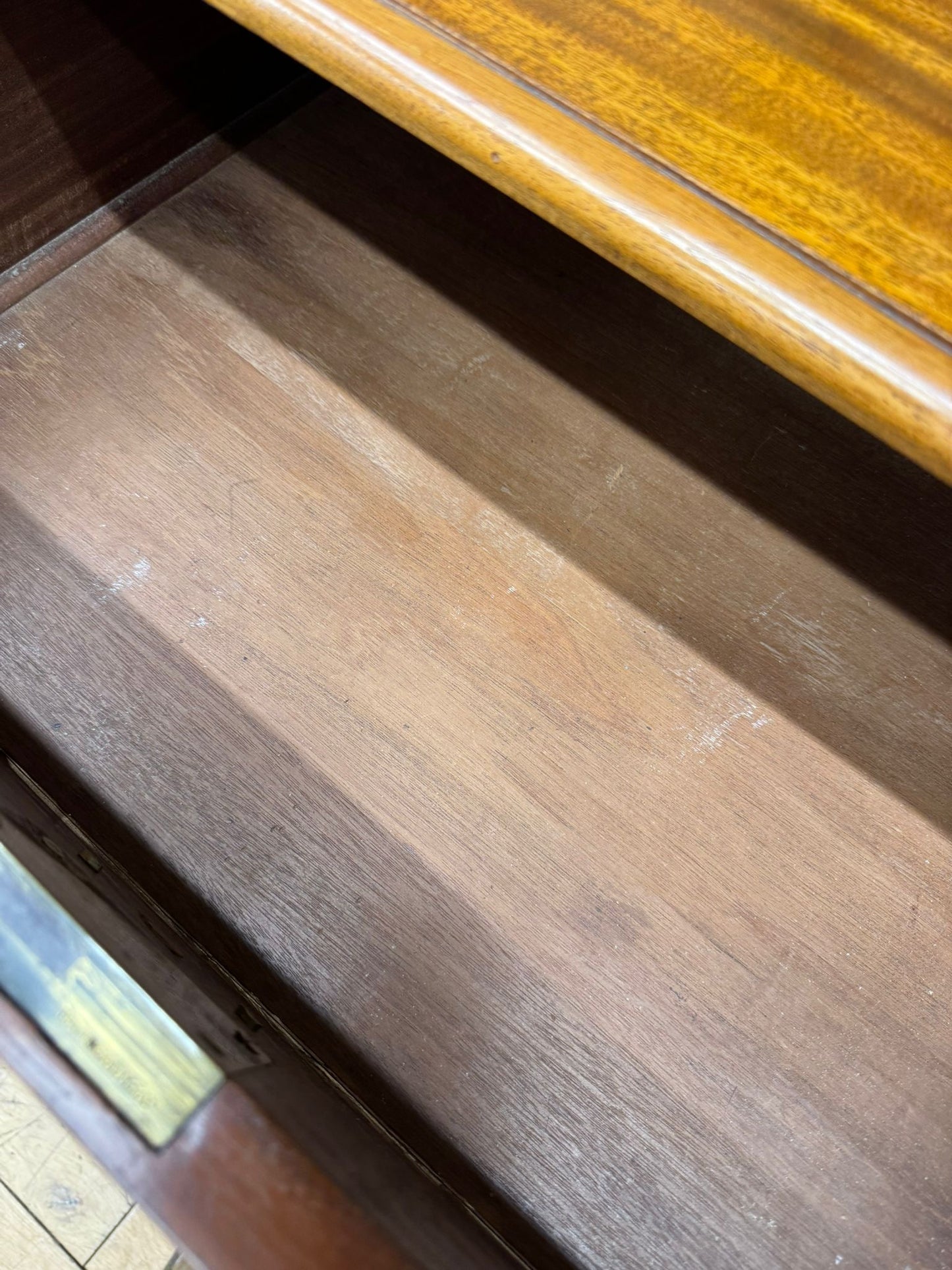 Antique Georgian Mahogany Bow Front Chest of Drawers / Bedroom Storage