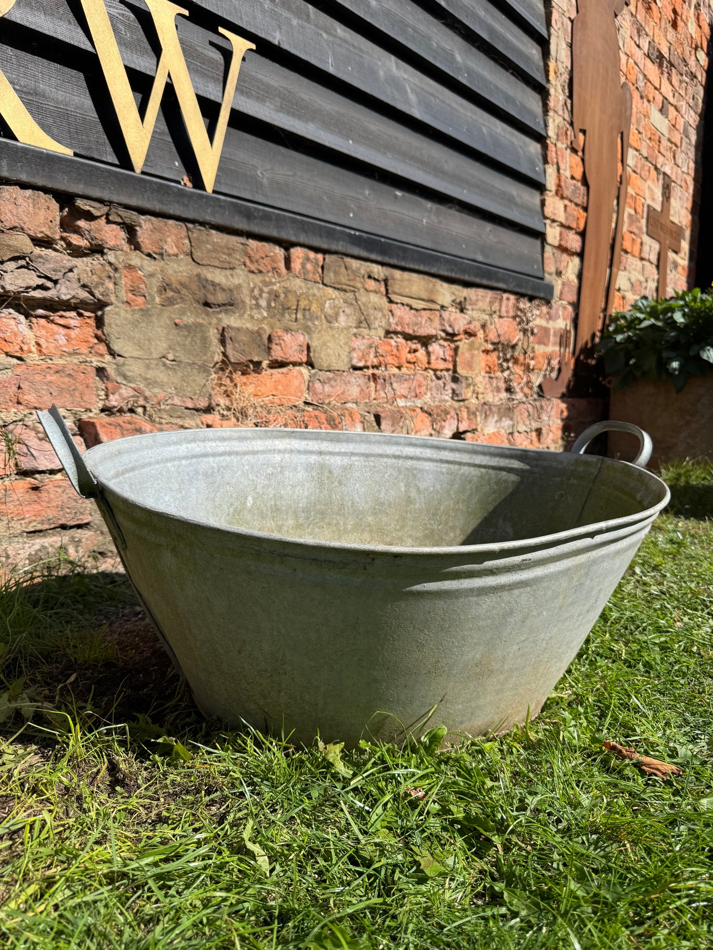 Vintage Galvanised Wash Tub Trough Planter / Lavender Planter Plant Pot B