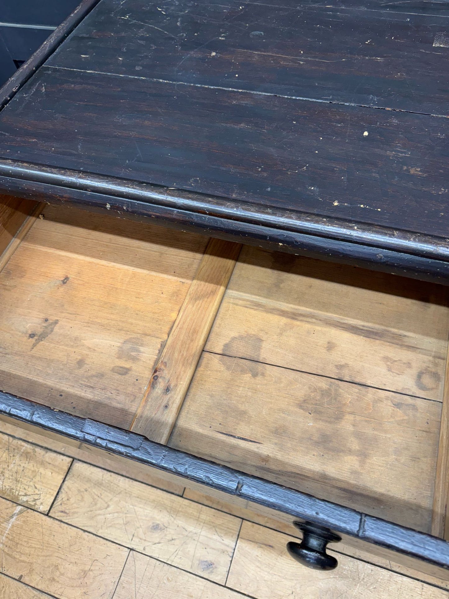 Antique Pine Chest Of Drawers / Victorian Dark Stained Chest Storage