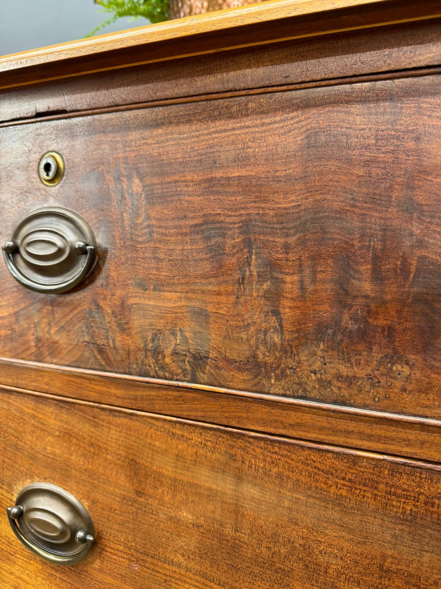 Antique Georgian Mahogany Bow Front Chest of Drawers / Bedroom Storage