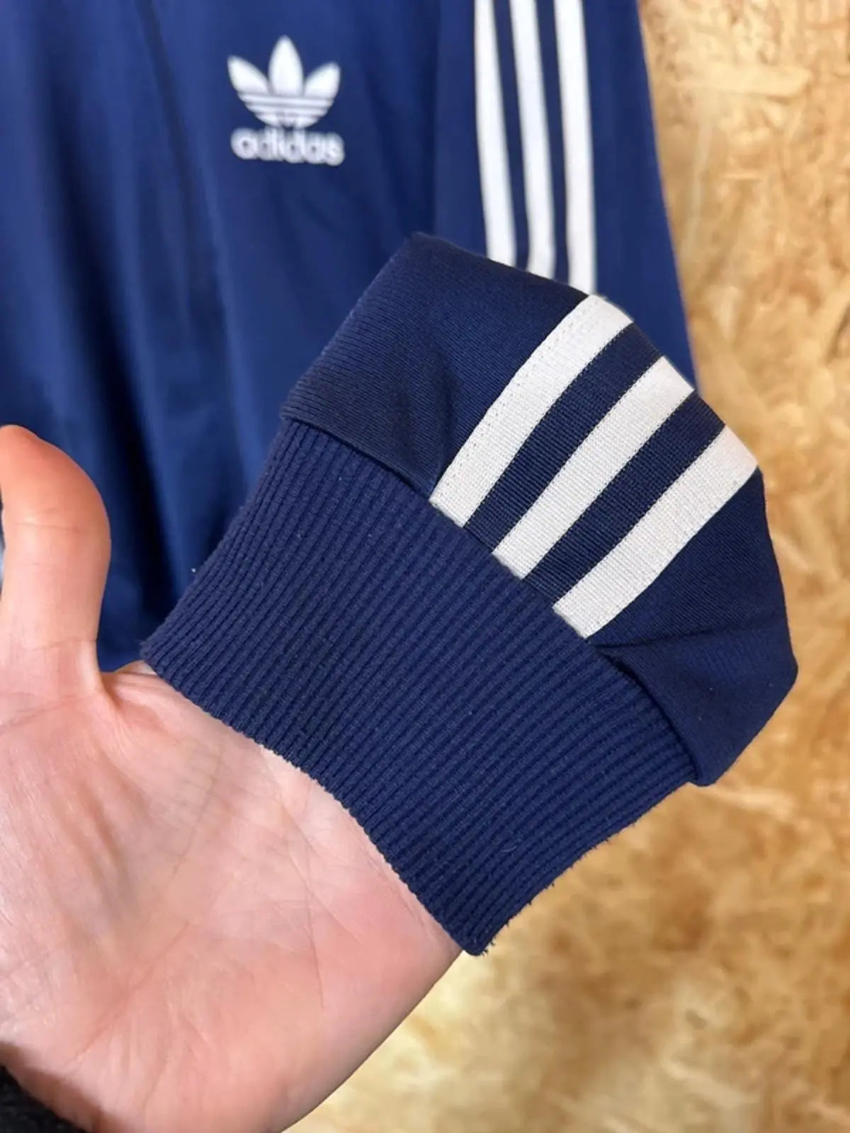Adidas Originals Tracksuit Top Indie Oasis Medium #215 RUSTIC WAREHOUSE NORFOLK