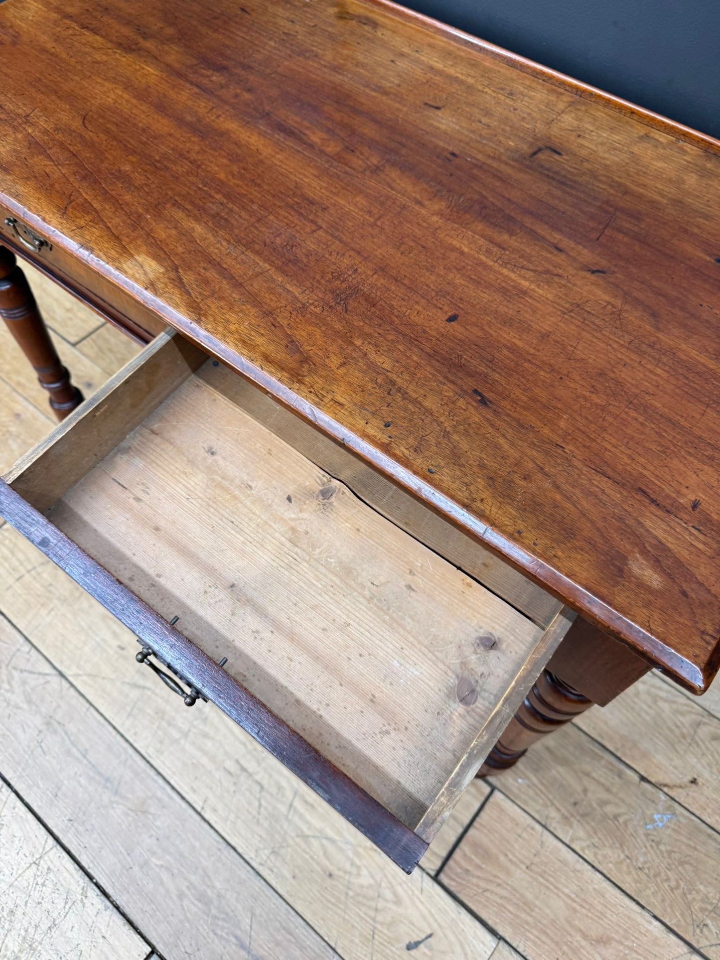 Antique Walnut Side Table Lamp Table Console Occasional Hall Writing Desk