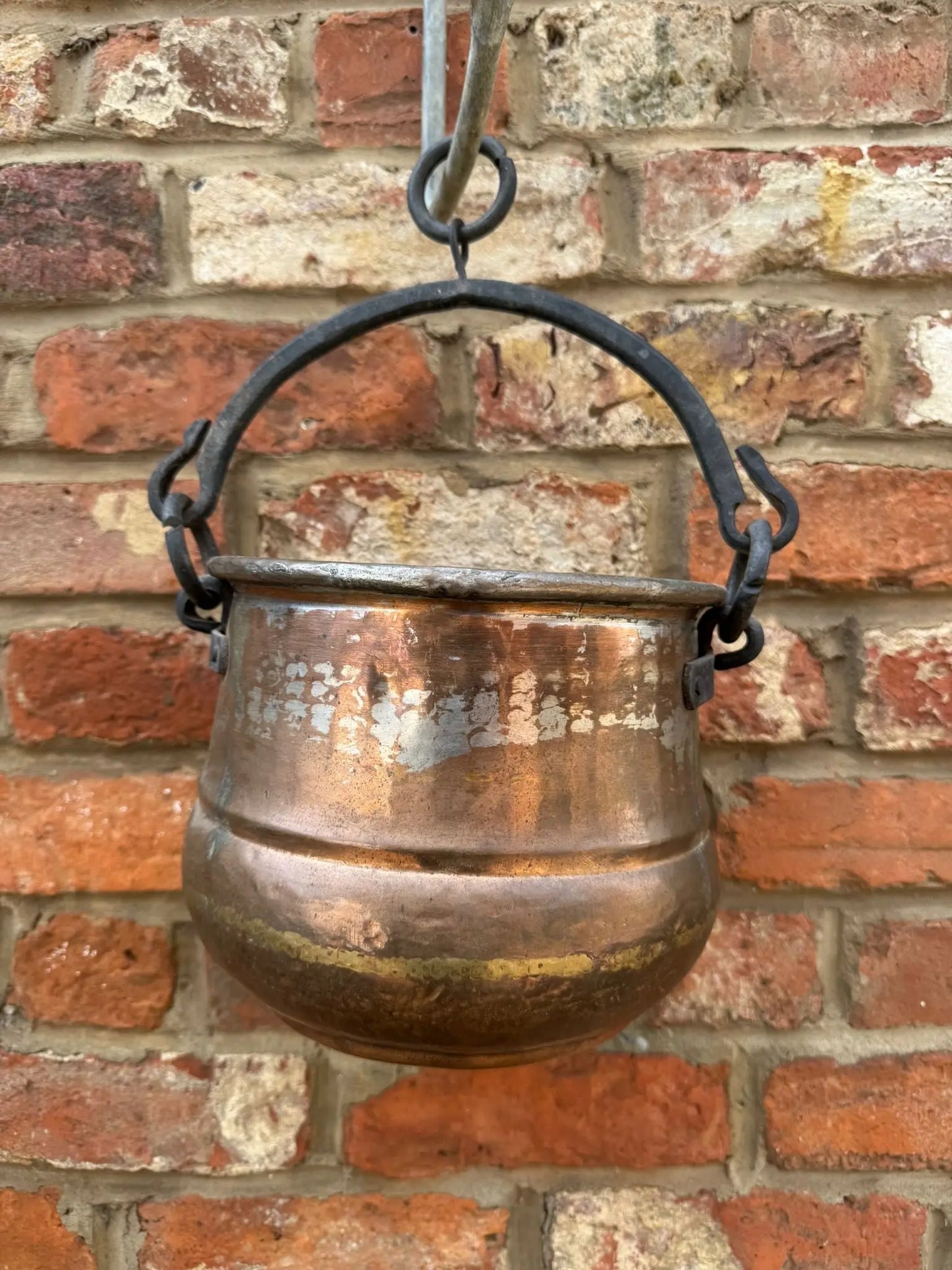 Antique Copper Cauldron Pot with Wrought Iron Handle β Rustic Garden Planter A RUSTIC WAREHOUSE NORFOLK