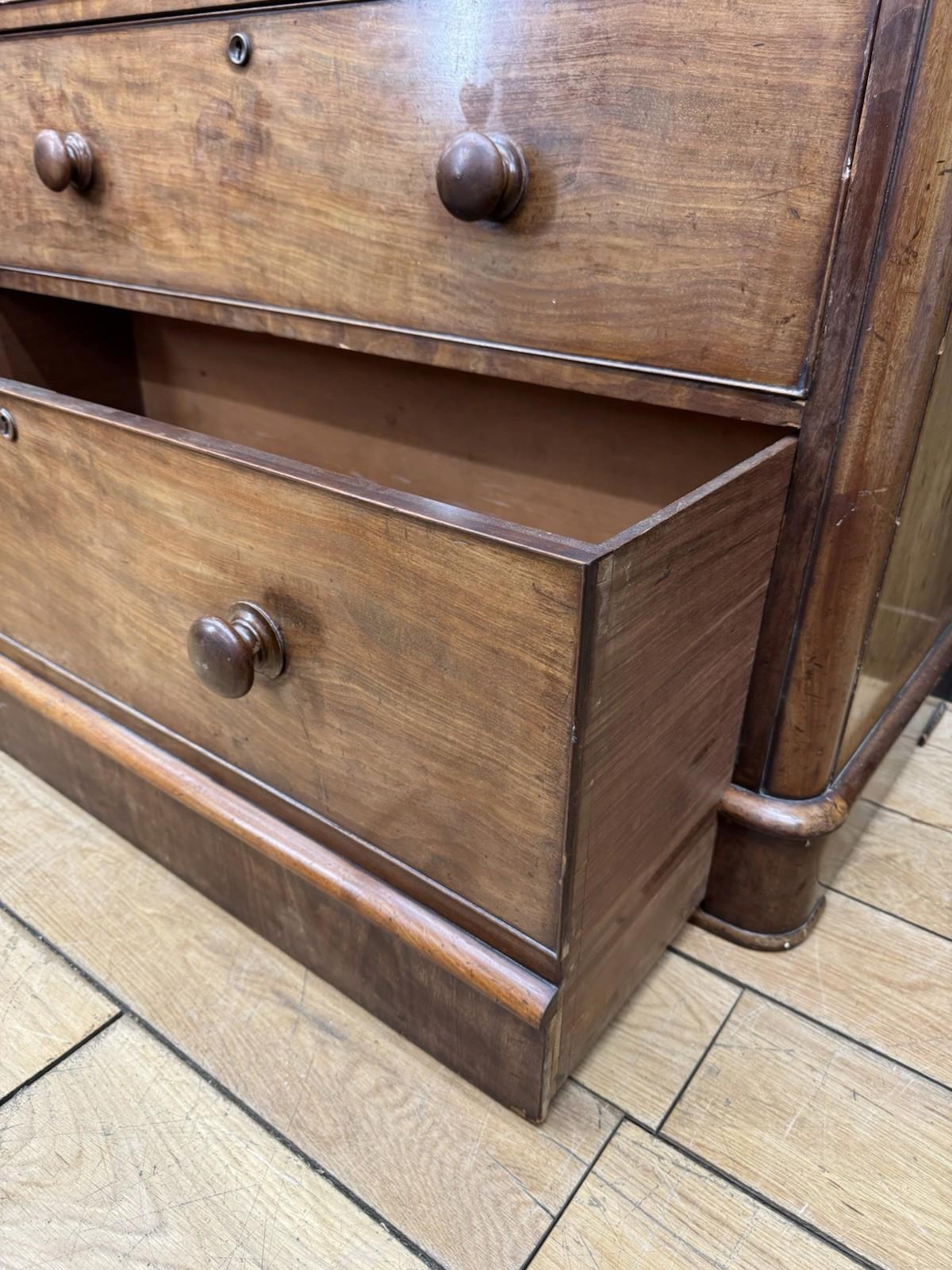 Large Antique Victorian Mahogany Chest of Drawers Bedroom Dresser Storage