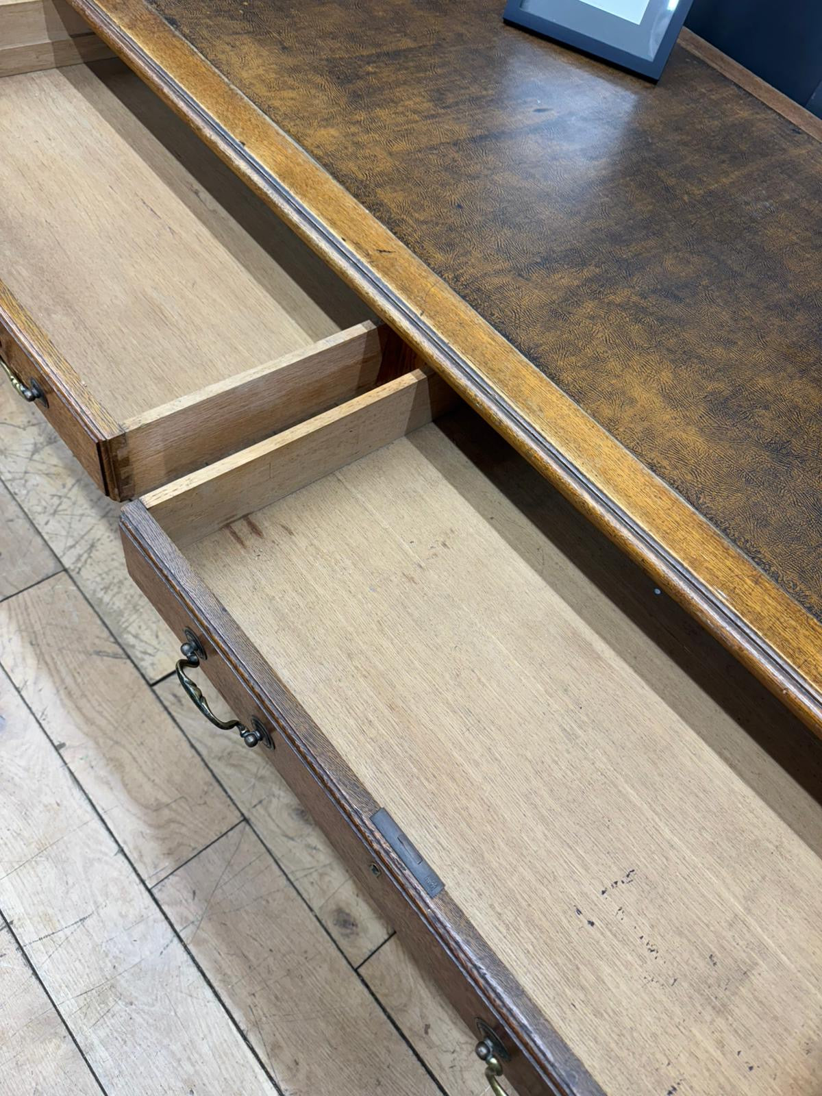 Antique Oak Leather Top Writing Desk /Console Table With Drawers