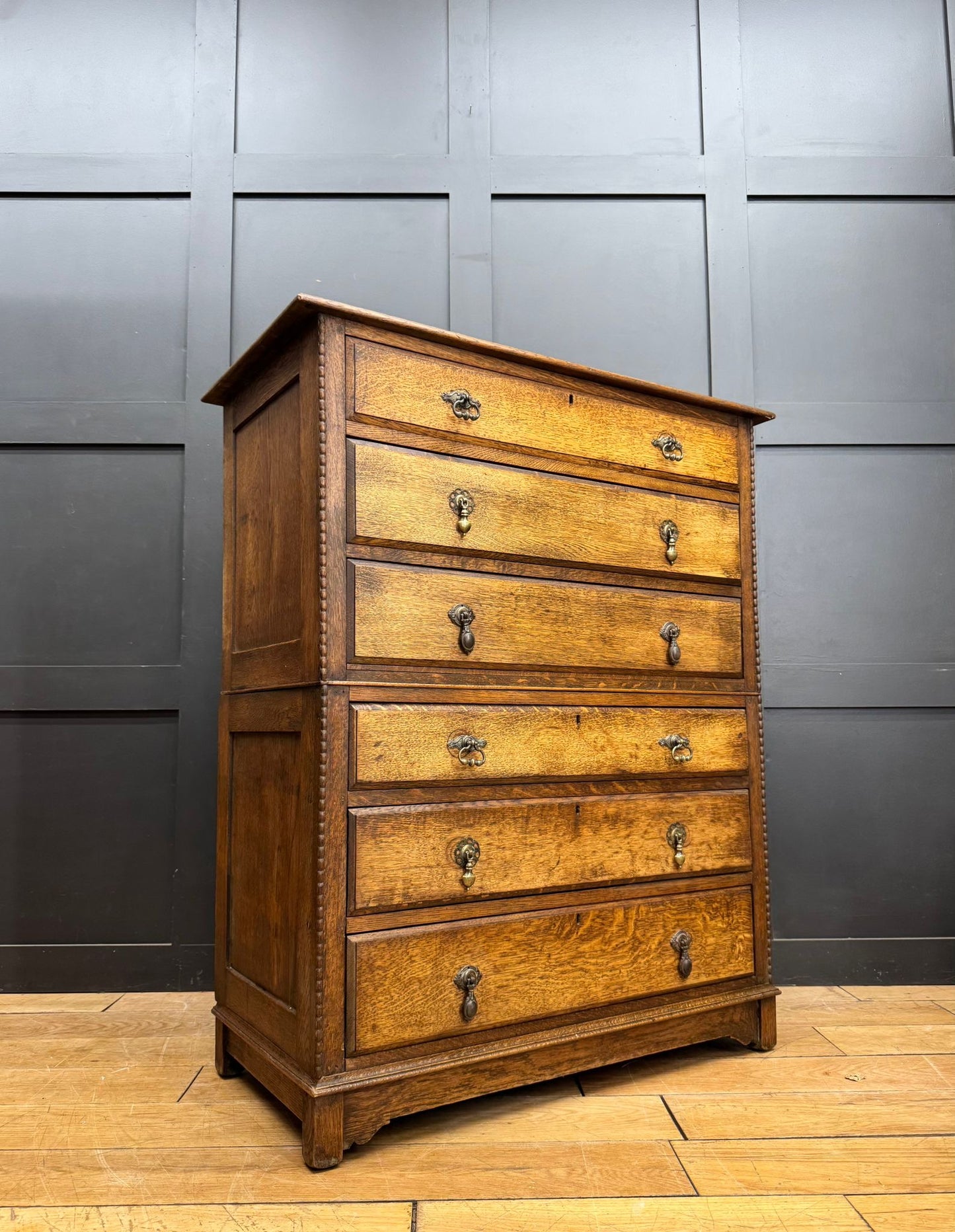 Antique Tiger Oak Chest of Drawers – Farmhouse, Rustic Bedroom, Hallway Storage