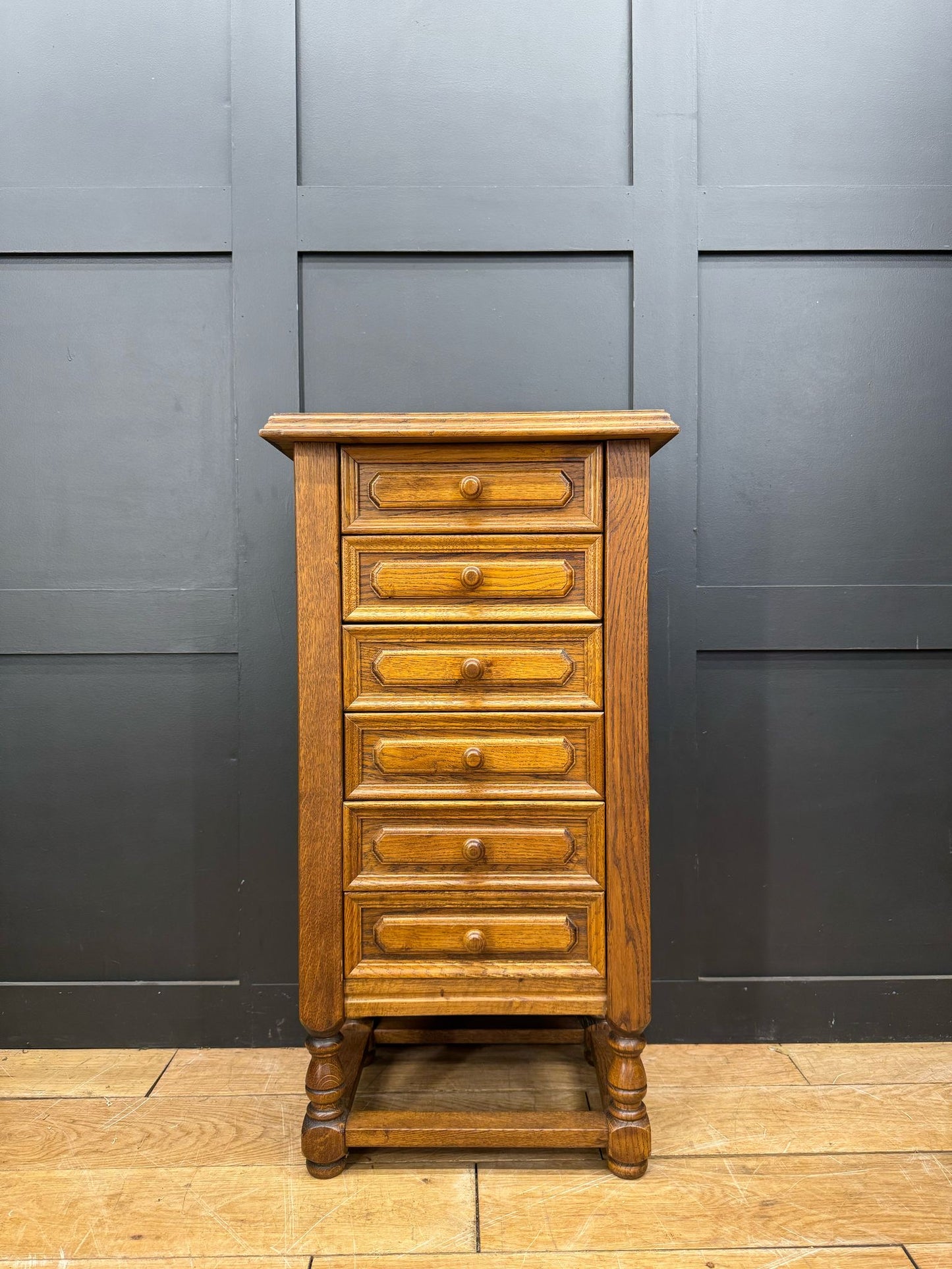 Preloved Small Slim Oak Chest Of Drawers / Bedroom Hall Storage
