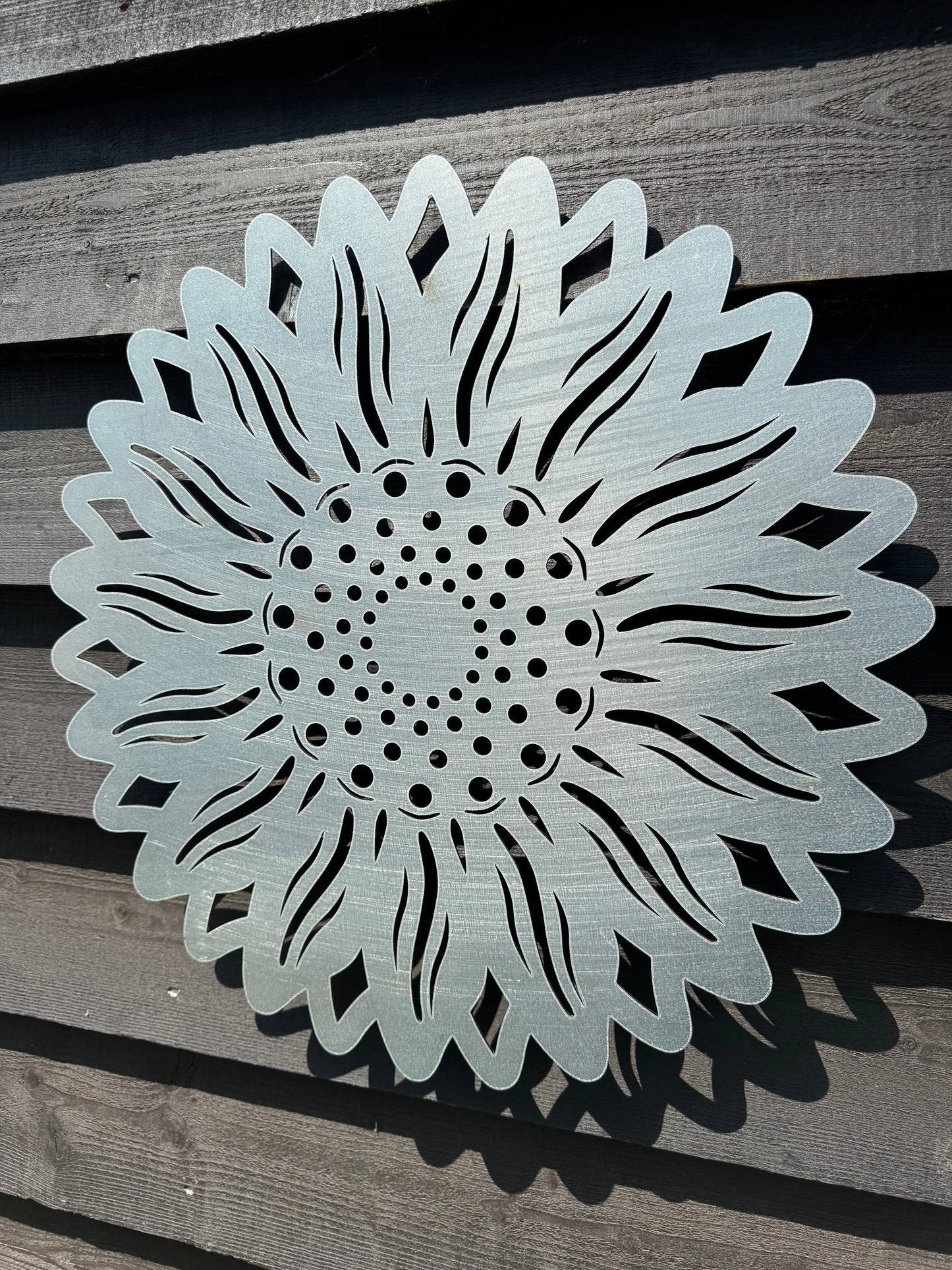 Large Galvanized Steel Sunflower Garden Decoration RW NORFOLK