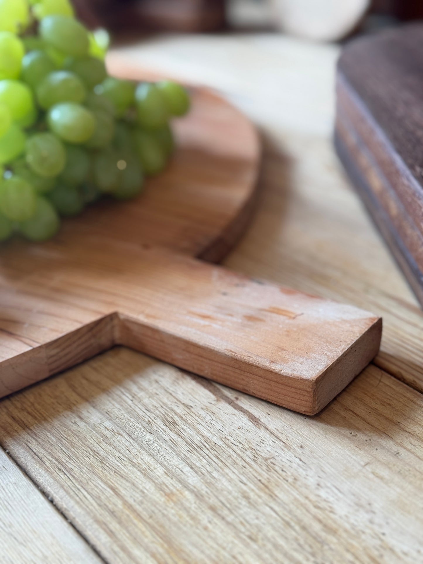 Wooden Bread Board / Chopping Board / Antipasti Sharing Platter / Cheese Board