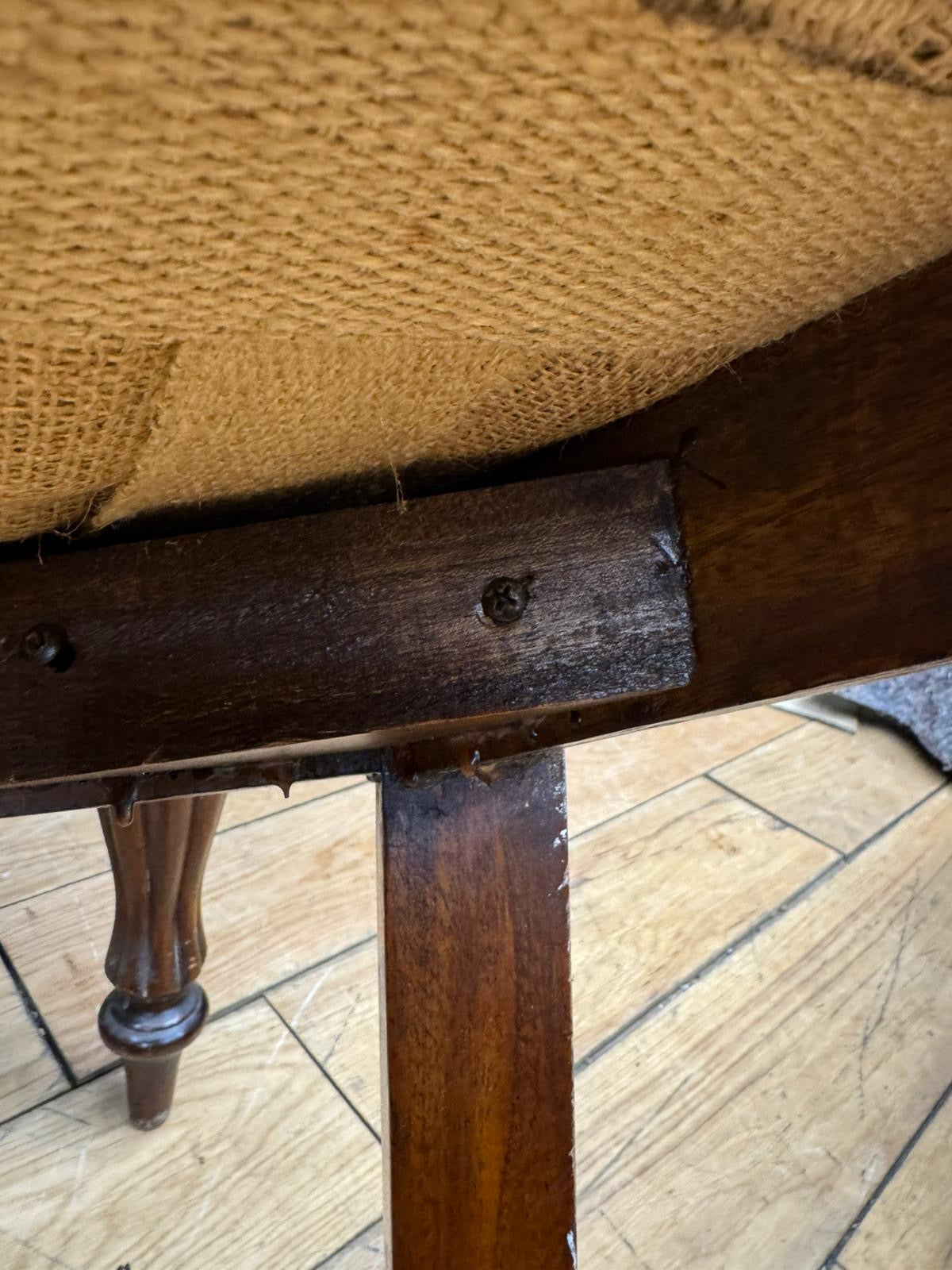 Vintage Balloon-Back Dining Chairs – Carved Backs & Upholstered Seats (4)