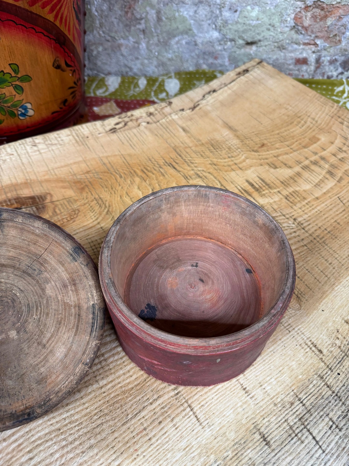 Vintage Tikka Box / Indian Red Box & Lid / Trinket Jewellery Storage Container B RUSTIC WAREHOUSE NORFOLK