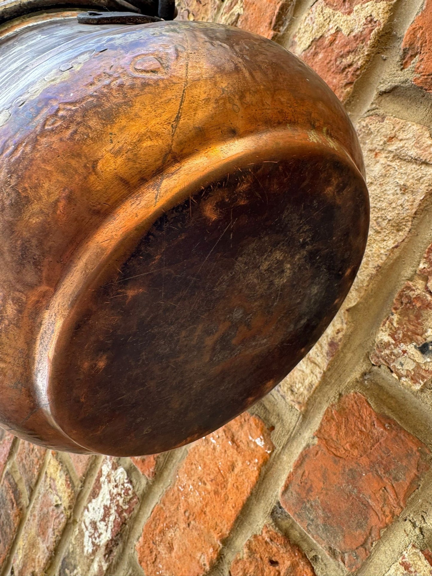 Antique Copper Cauldron Pot with Wrought Iron Handle – Rustic Garden Planter A