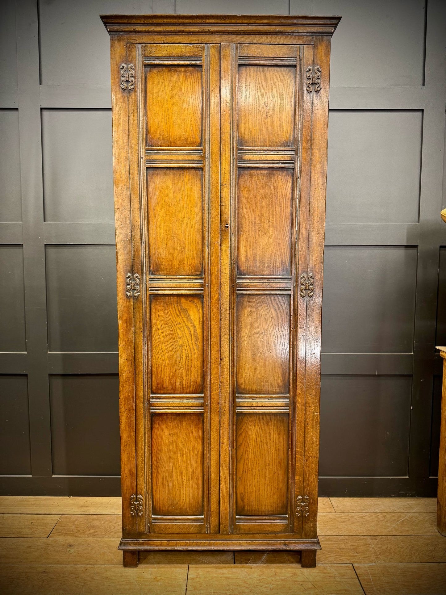 Antique Oak Two Door Wardrobe Cupboard / Hall Coat Cupboard Cabinet