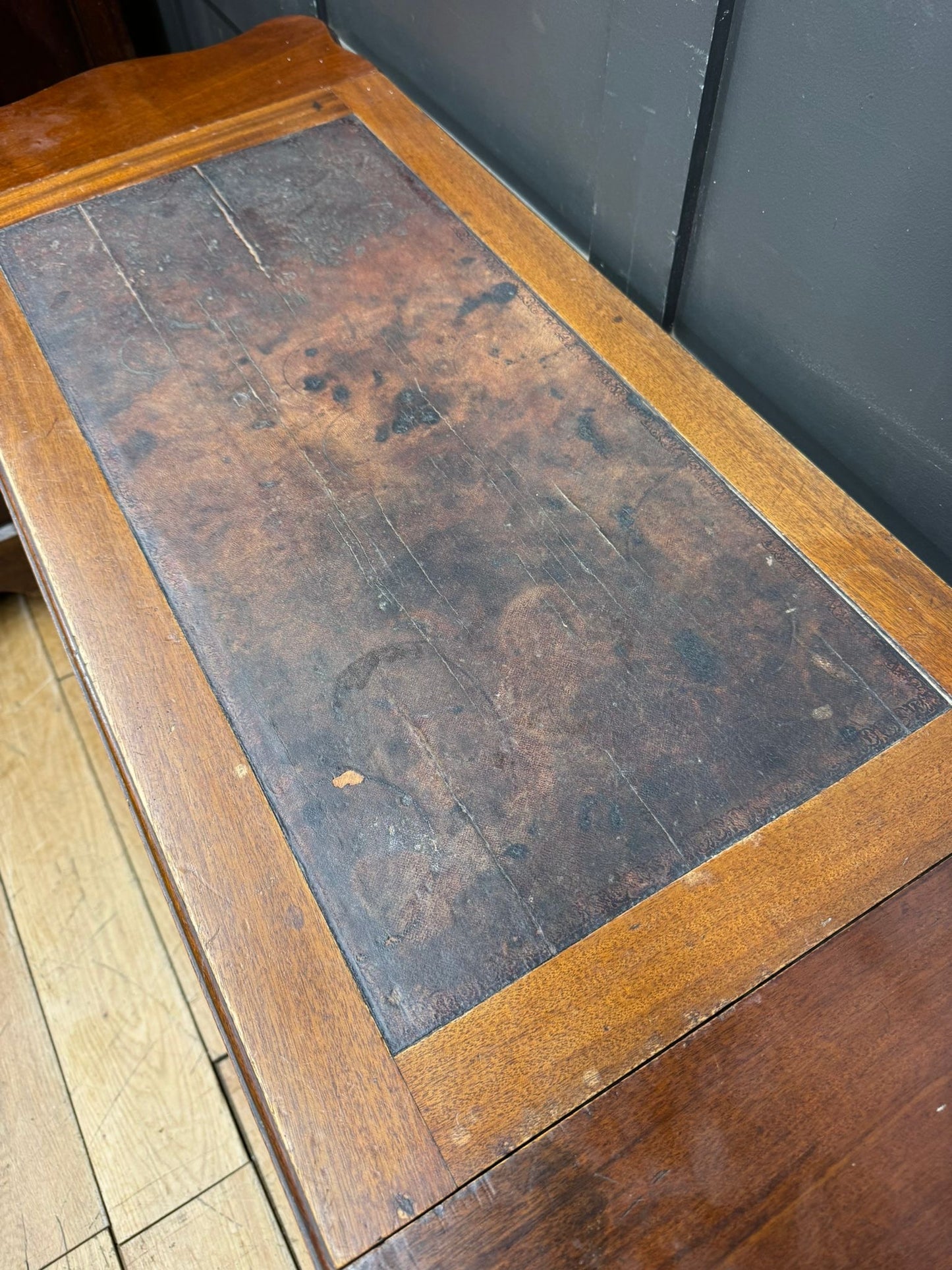 Vintage Mahogany Drop Leaf Side Table – 3 Drawers – Leather Inset Top