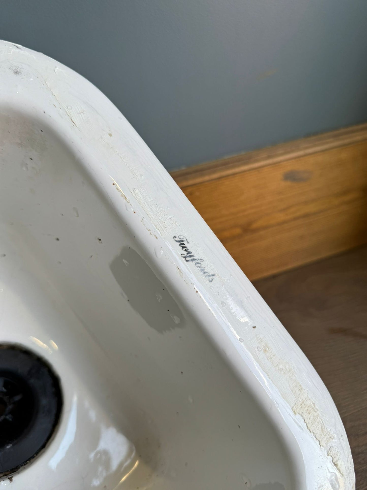 Vintage Twyfords Rectangular Sink – Reclaimed Ceramic Basin 34cm Utility/Lab