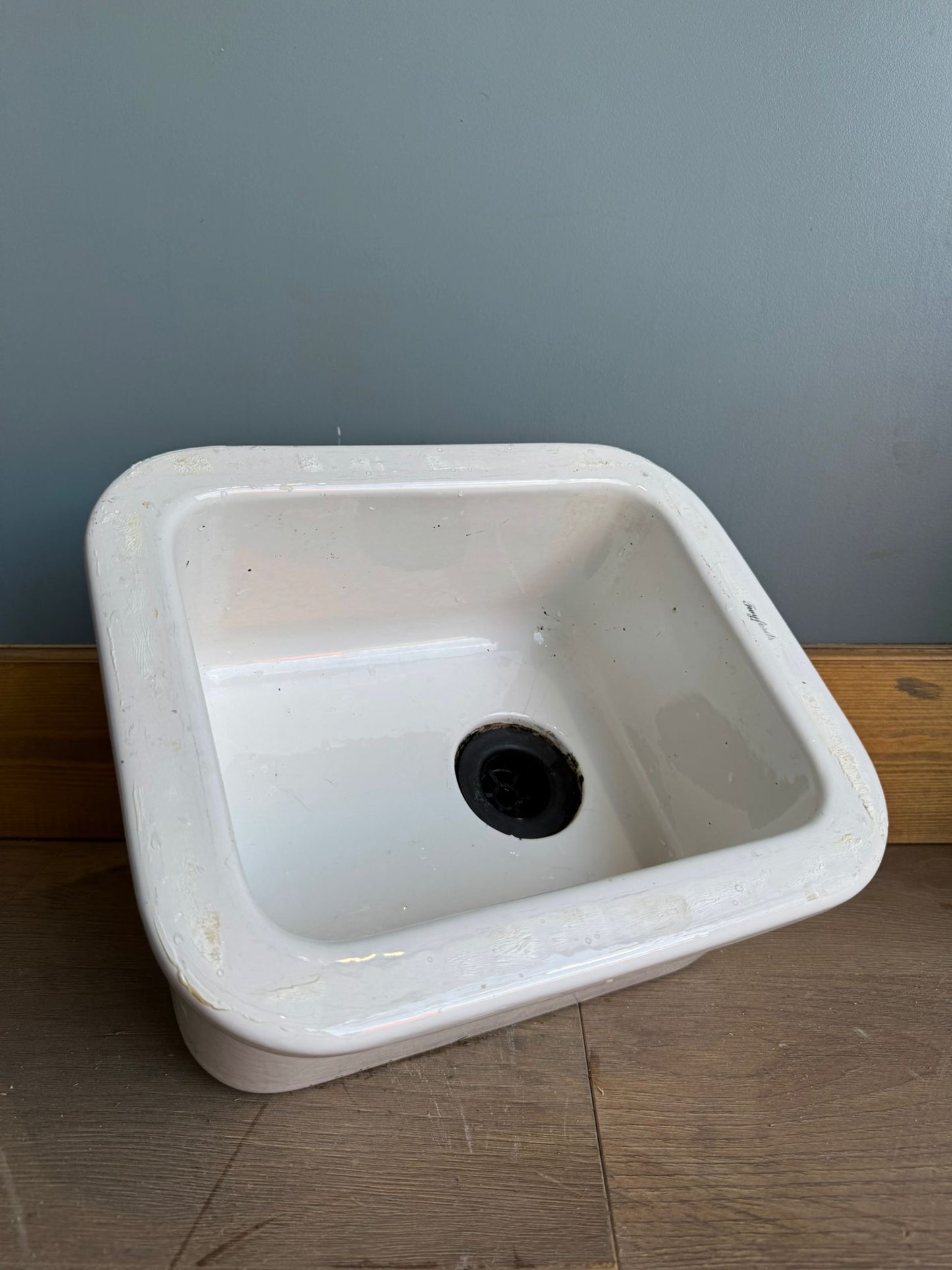 Vintage Twyfords Rectangular Sink – Reclaimed Ceramic Basin 34cm Utility/Lab
