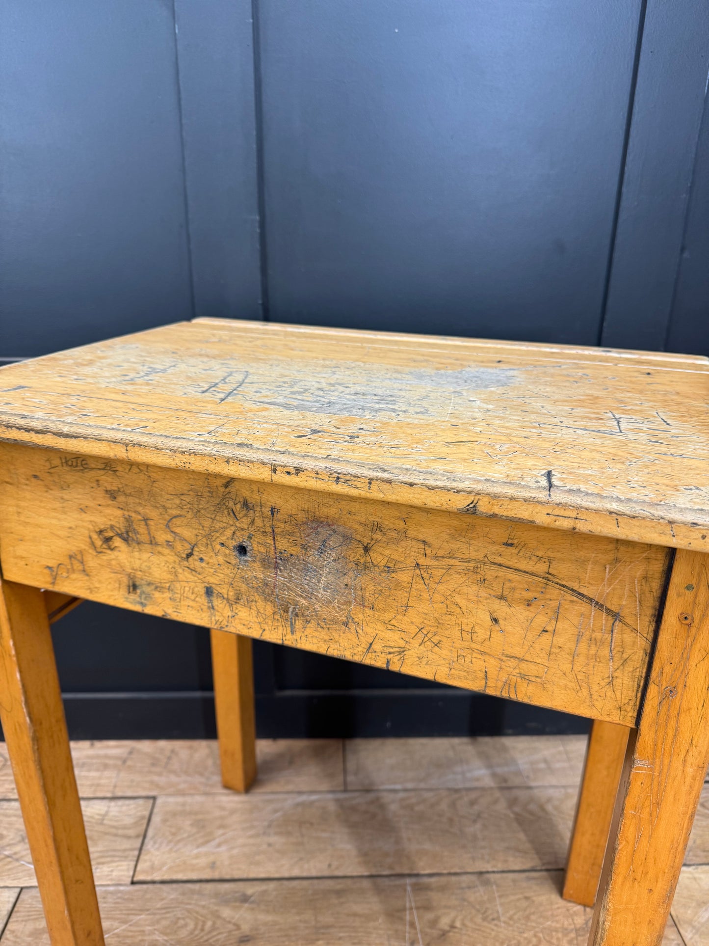 Vintage School Desk / Home Schooling Desk / Child’s Desk / Small Desk table