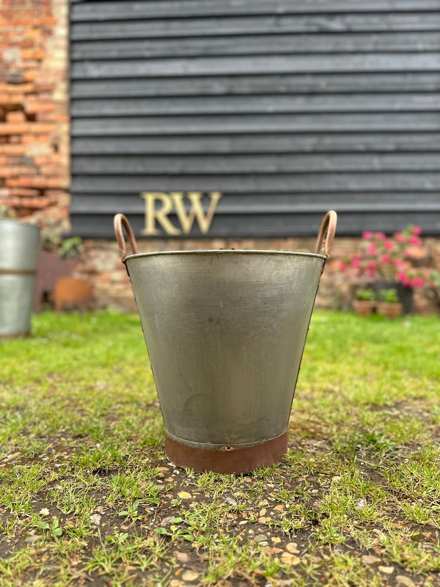 Galvanised Planter / Plant Pot / Shrub Tree Planter / Garden Patio Olive Pot