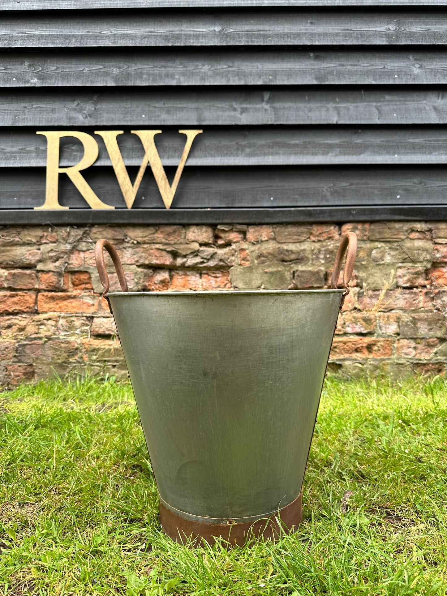 Galvanised Planter / Plant Pot / Shrub Tree Planter / Garden Patio Olive Pot