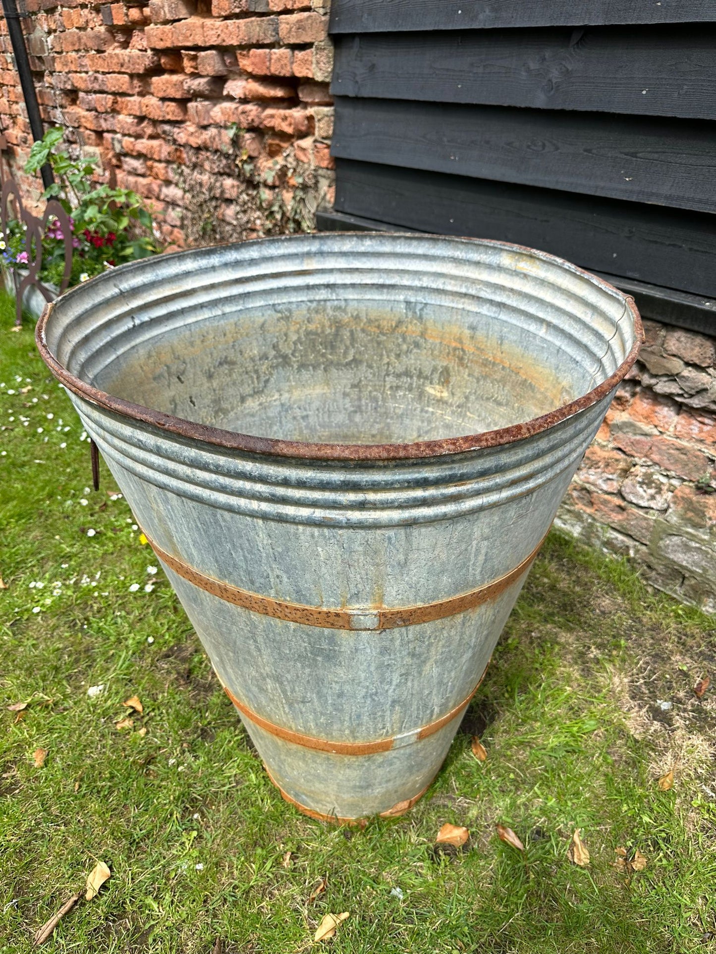 Large Vintage Galvanised Planter / Plant Olive Tree Planter / Garden Patio Pot A