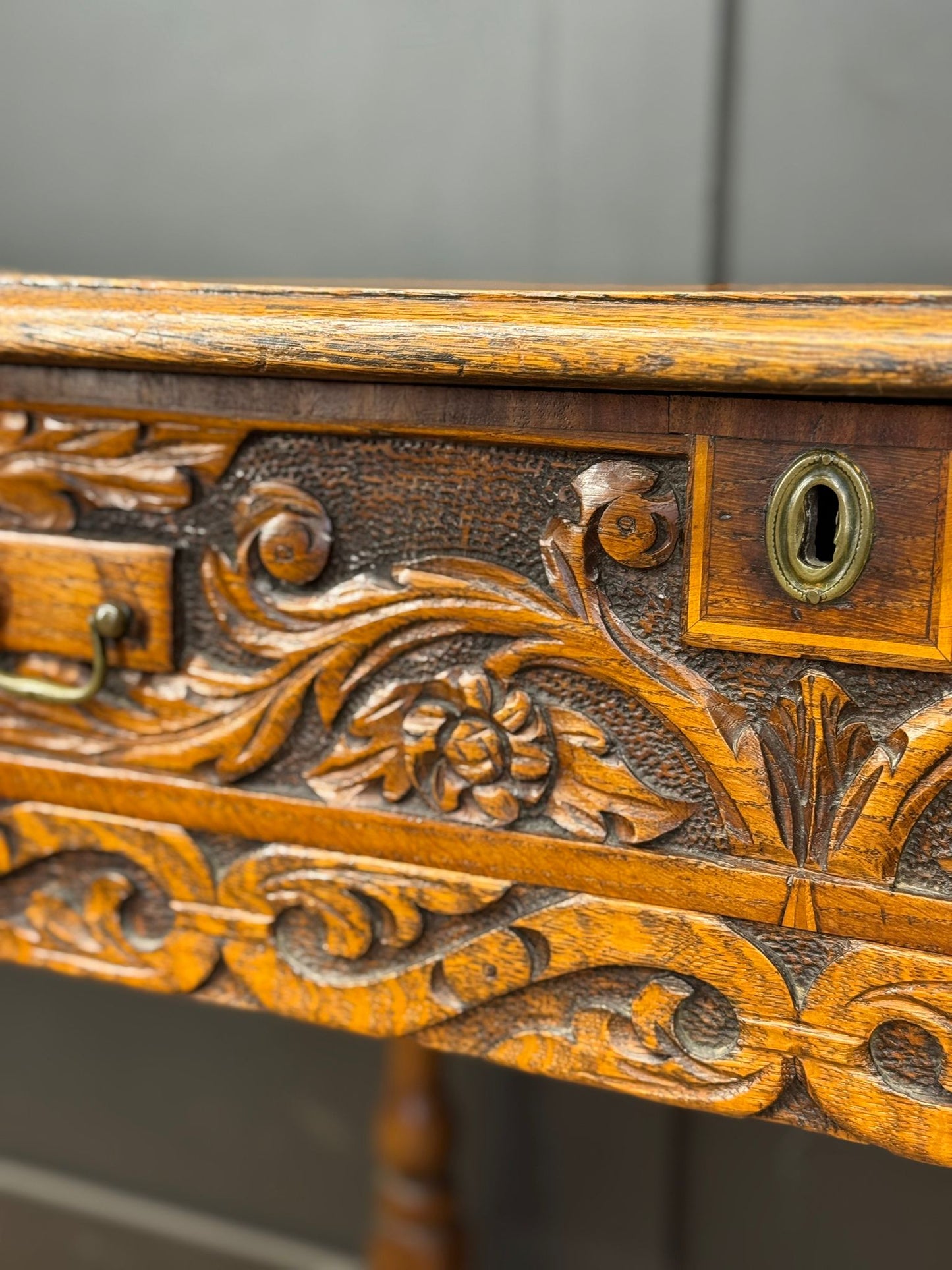 Antique Carved Oak Side Table with Drawer / Occasional Lamp Hall Table