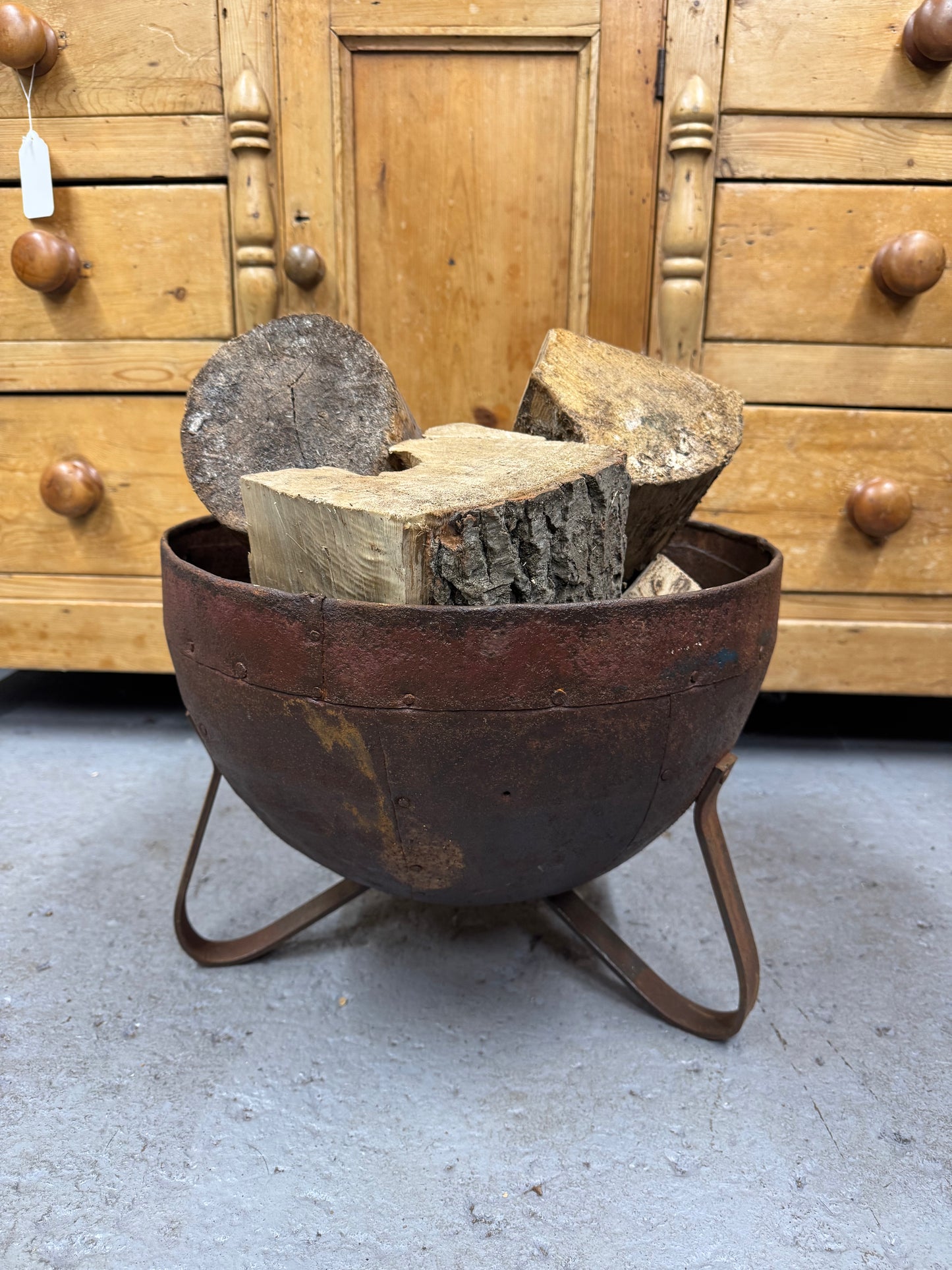 Antique Rusty Metal Planter / Plant Herb Patio Pot / Planter Rustic Fruit Bowl / Fire Pit / Log Basket.