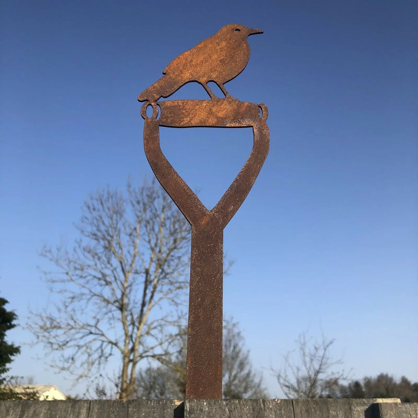 Rusty Metal Blackbird On A Spade Garden Decoration RW NORFOLK