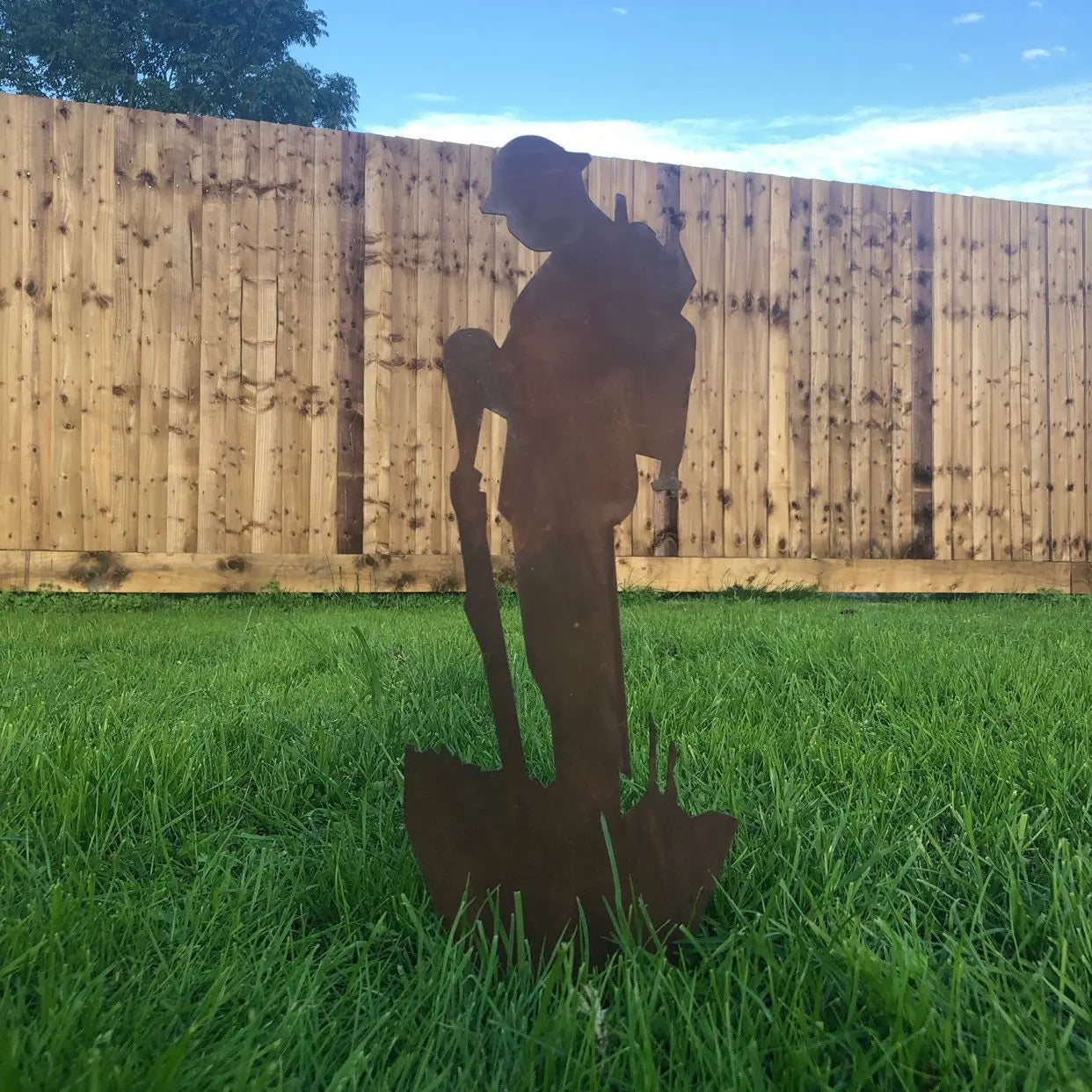 Rusty Metal Soldier Garden Statue, Remembrance Feature RUSTIC WAREHOUSE NORFOLK
