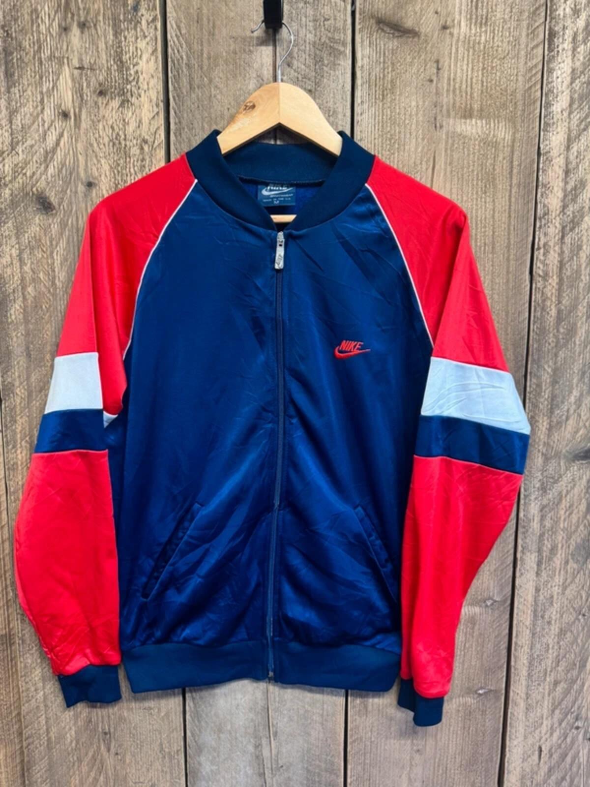 Original 1980s Men's Nike Tracksuit Top Medium. Rare made in the U.K. #334