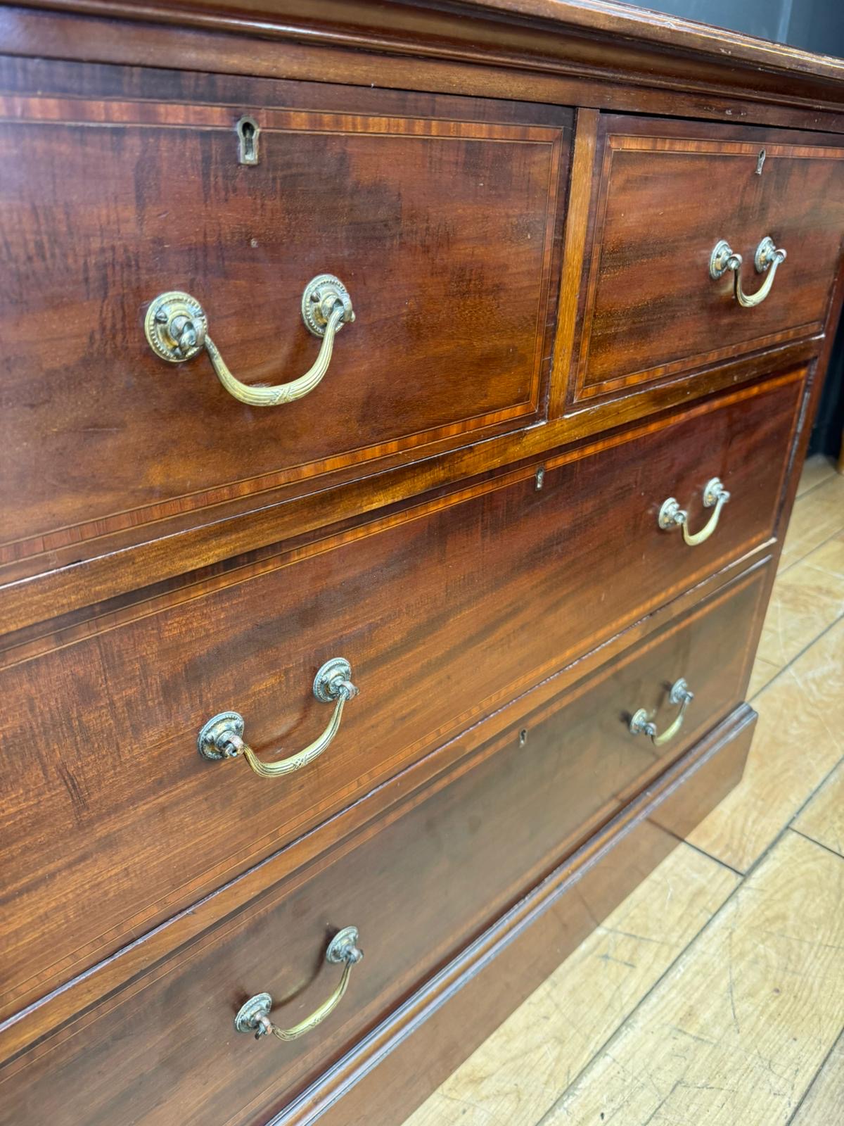 Antique Mahogany Chest of Drawers Bedroom Storage / Victorian Georgian
