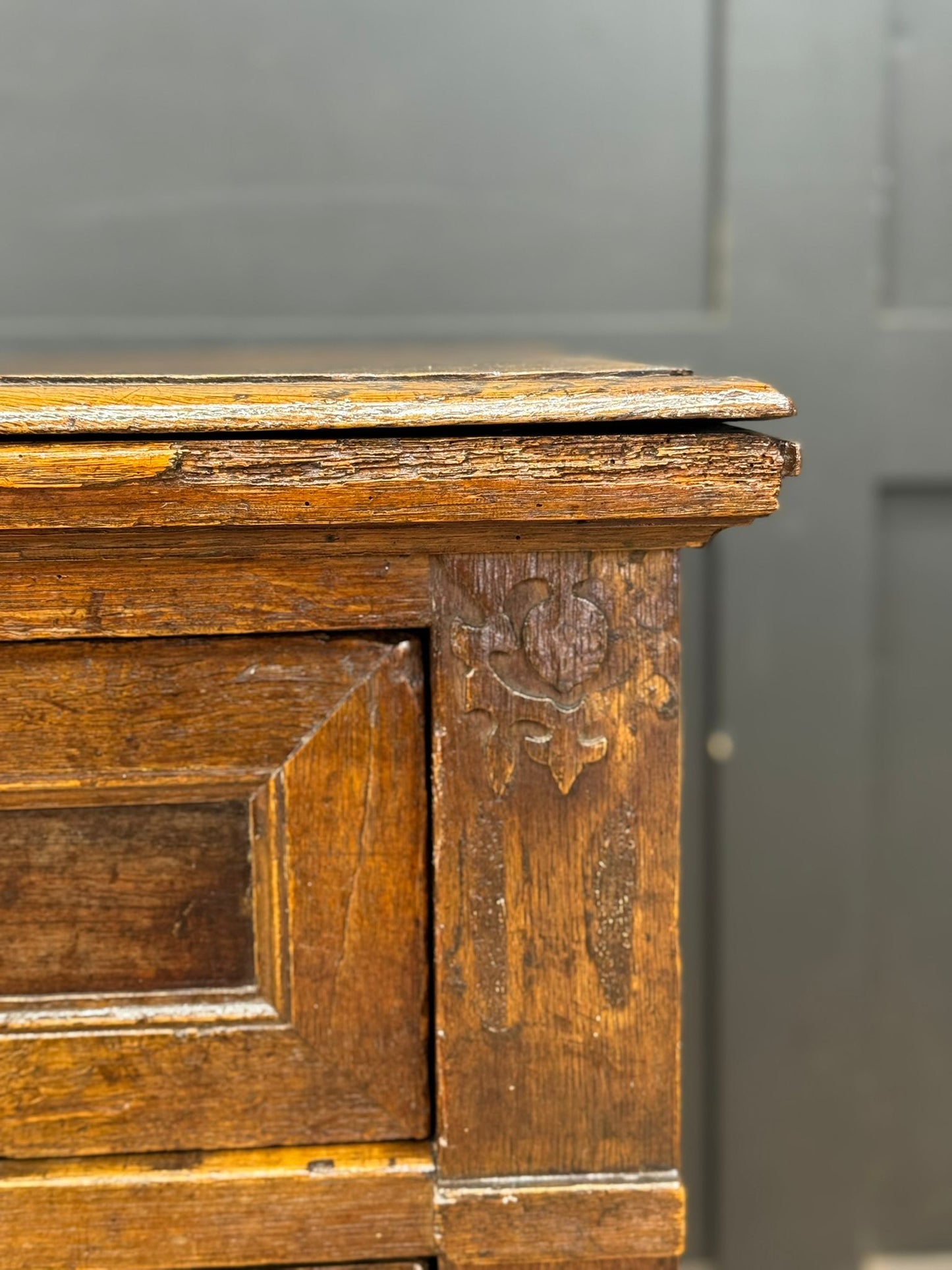17th Century Oak Cabinet – 4 Drawer Coffer Front 111cm TV Stand Chest Of Drawers