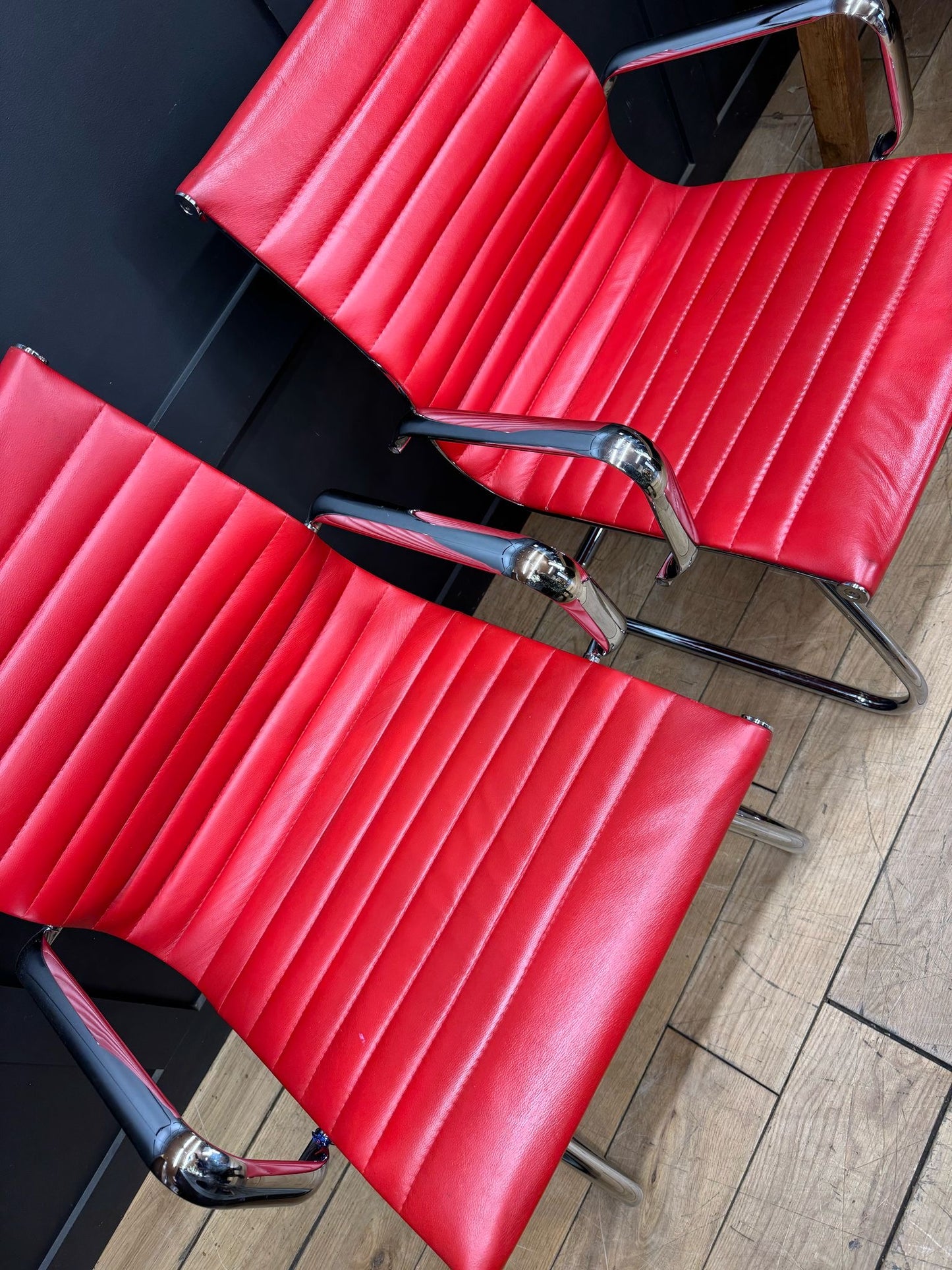 Pair Of Mid Century Style Chairs / Eames Style Chrome And Leather Chairs Seating