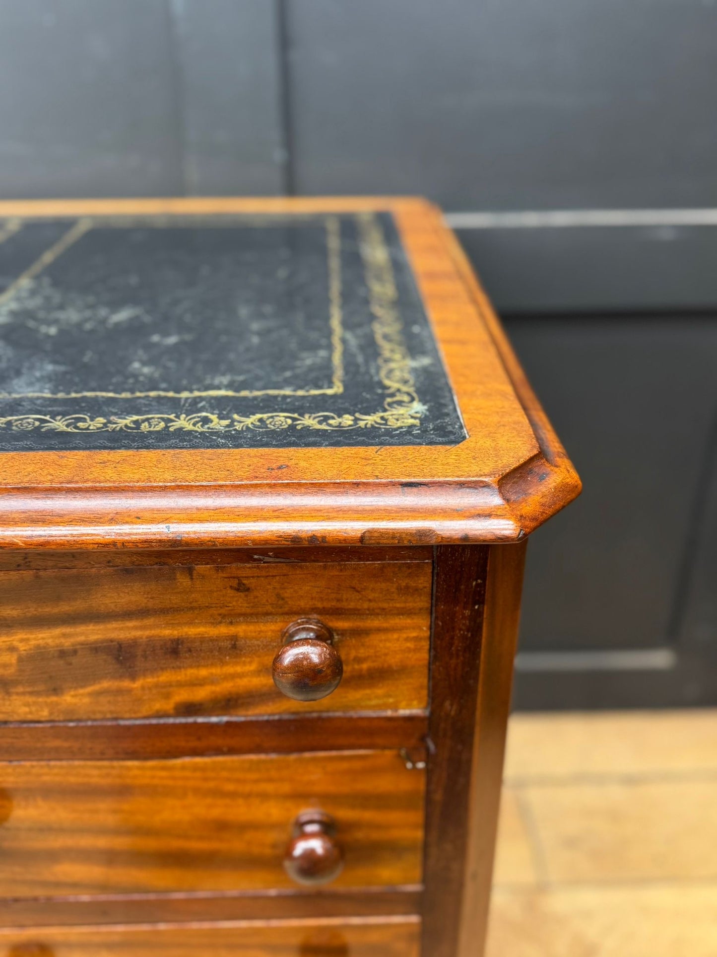 Antique Mahogany Pedestal Desk with Black Leather Top / Dressing Table