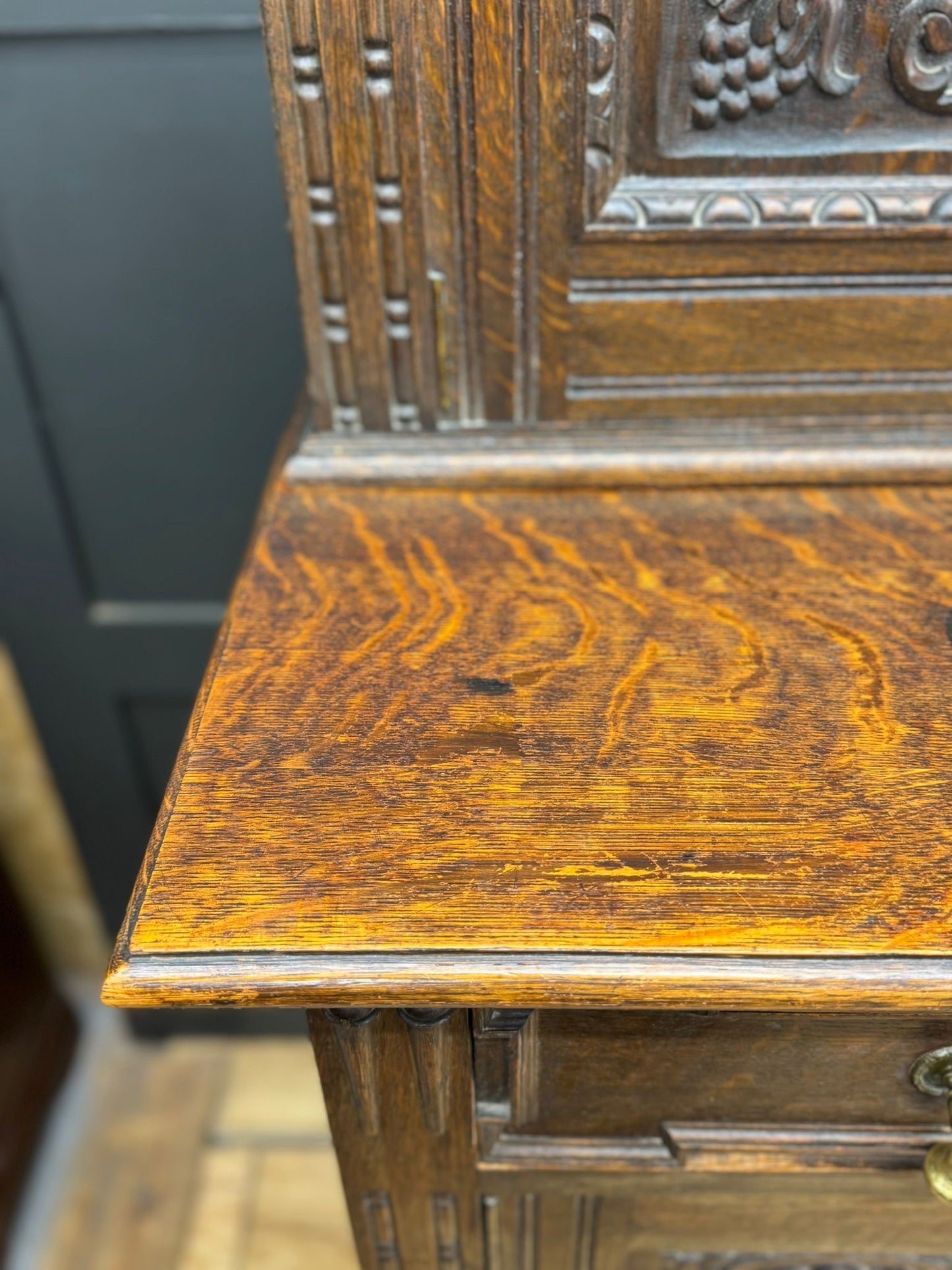 Large Antique Oak Court Cupboard / Victorian Carved Cabinet Sideboard