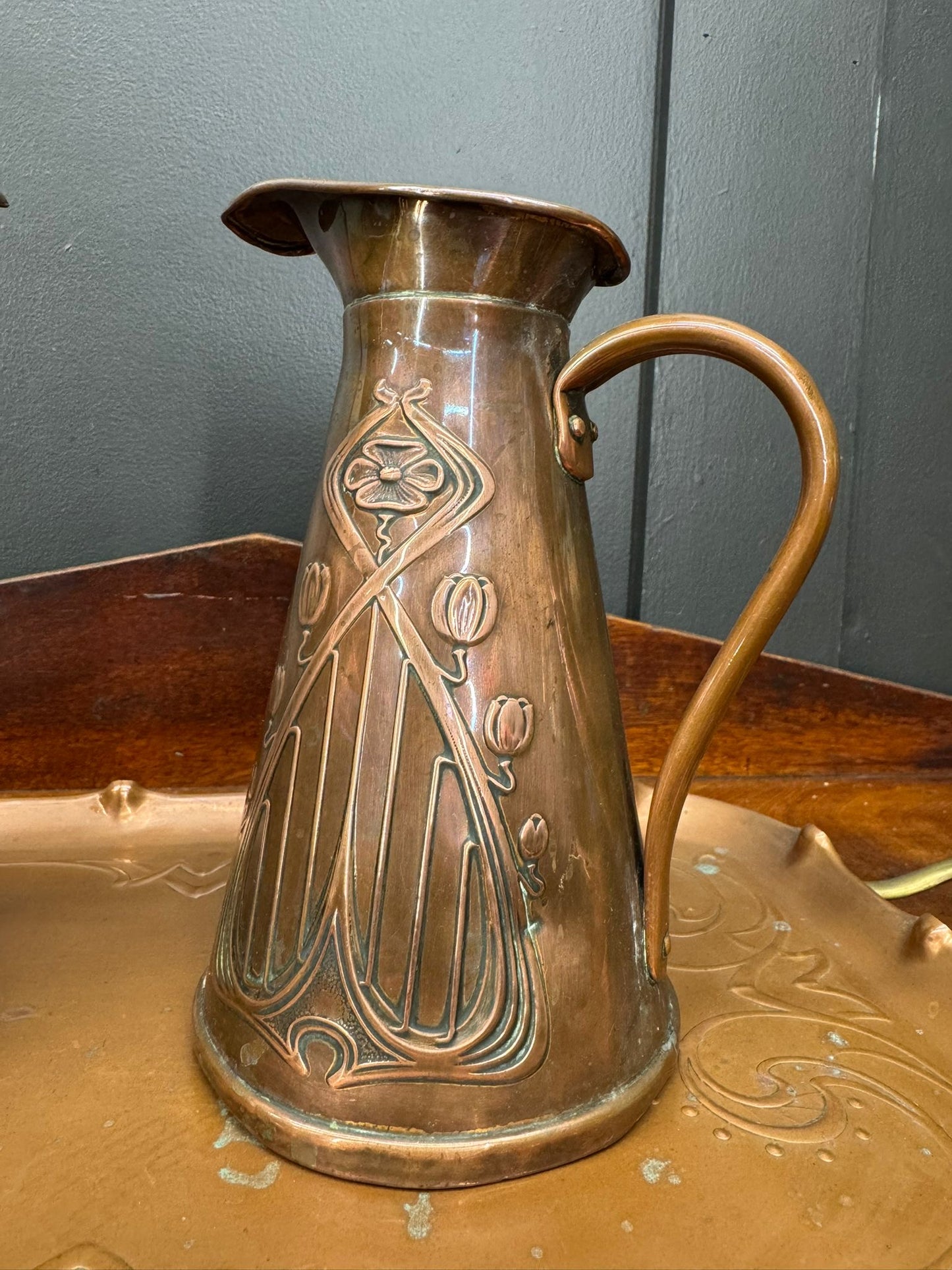Antique Joseph Sankey Copper Jugs & Tray / Art Nouveau Pair Of Pitchers Vases