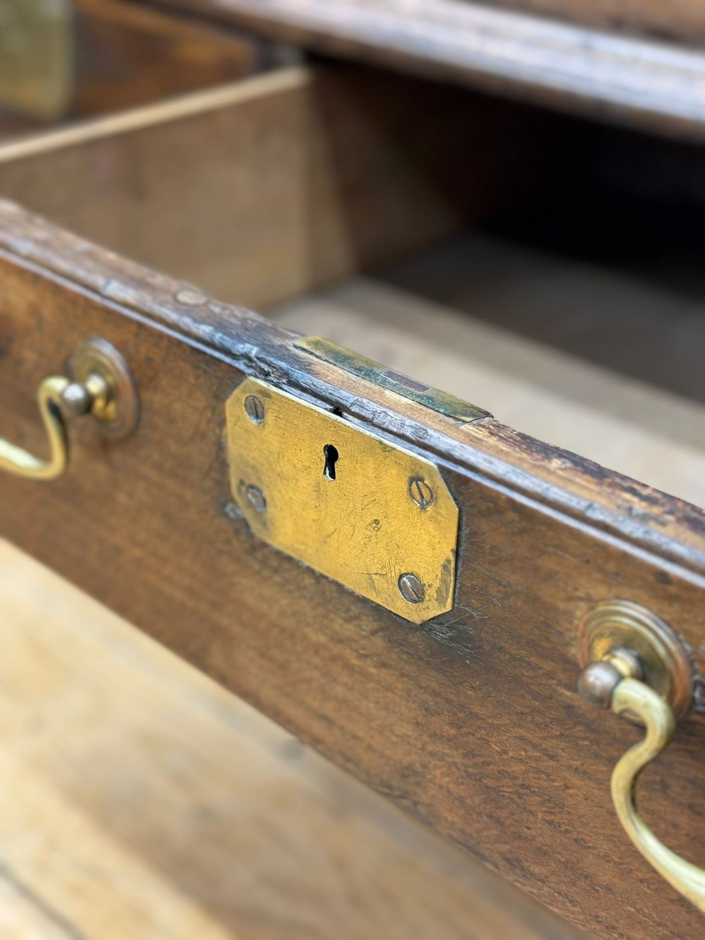 Antique Elm Oak Mule Chest Coffer – Sideboard TV Stand Storage with Drawers