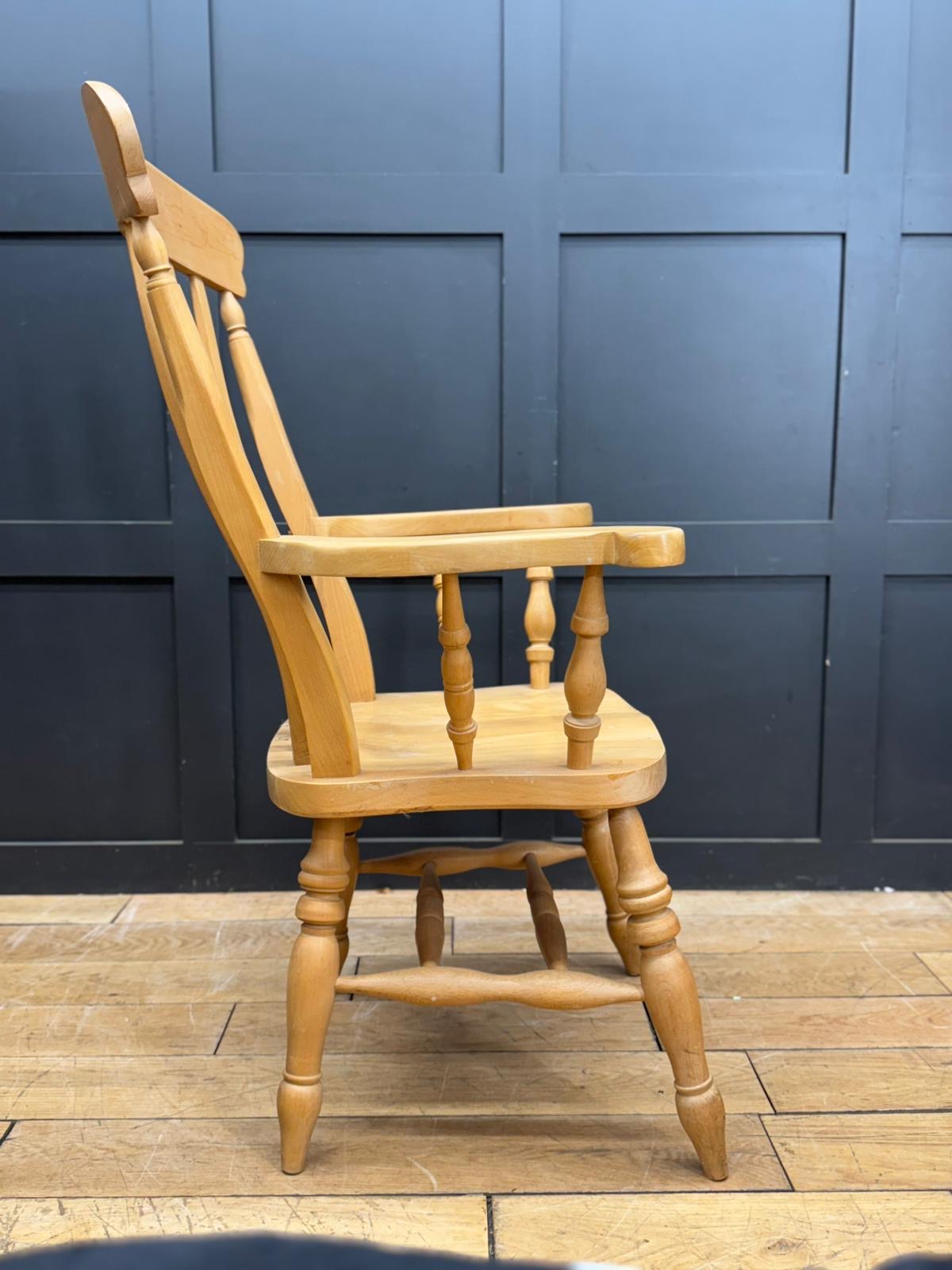 Preloved Farmhouse Beech Windsor Armchair / Kitchen Fireside Chair