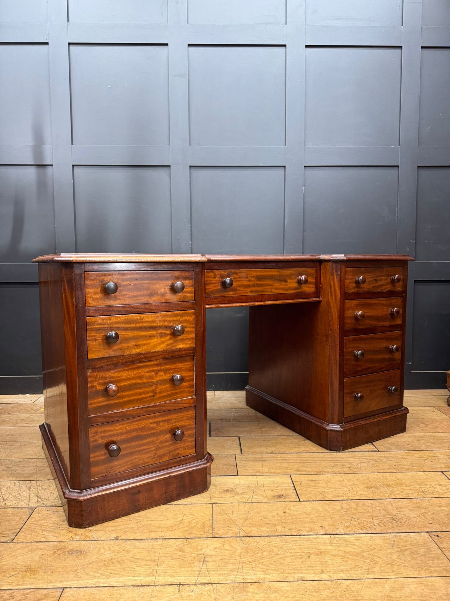 Antique Mahogany Pedestal Desk with Black Leather Top / Dressing Table