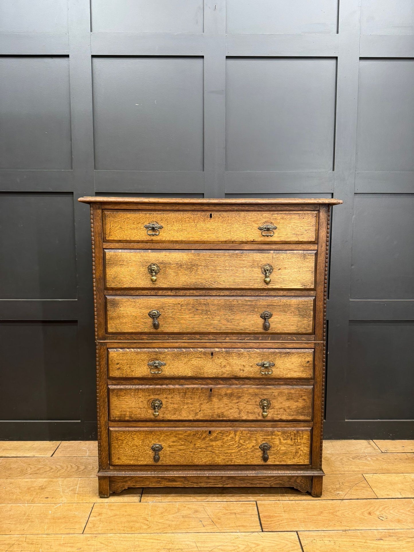 Antique Tiger Oak Chest of Drawers – Farmhouse, Rustic Bedroom, Hallway Storage