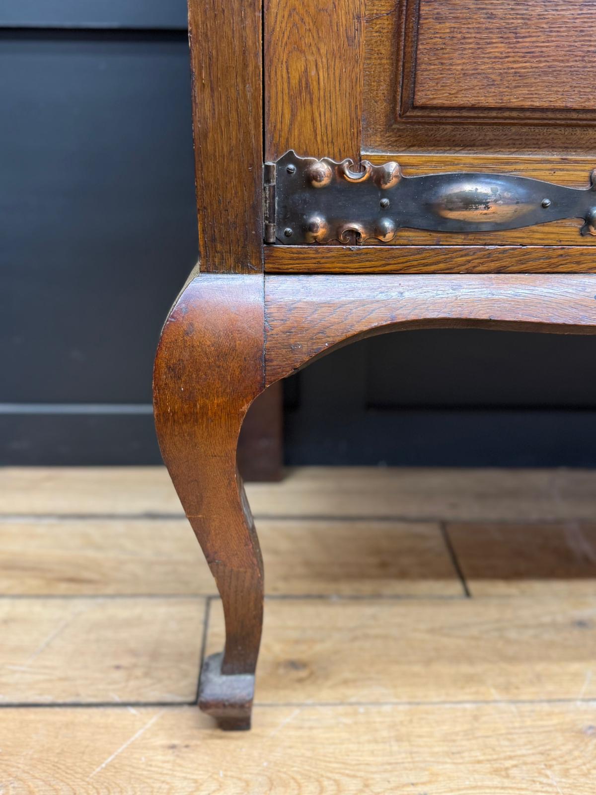 Arts & Crafts Oak Sideboard Dresser Base with Drawers and Cupboard